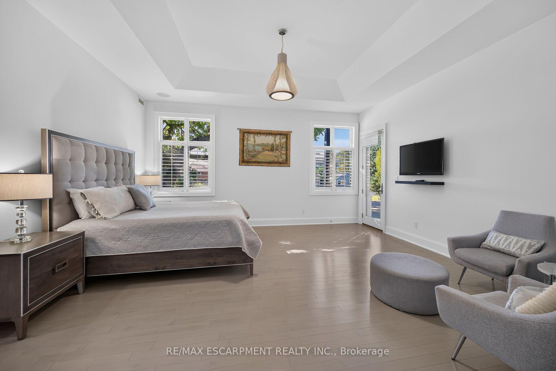Photo 25 of 244 Mountain Brow Boulevard, Hamilton, Sherwood — HOMEH