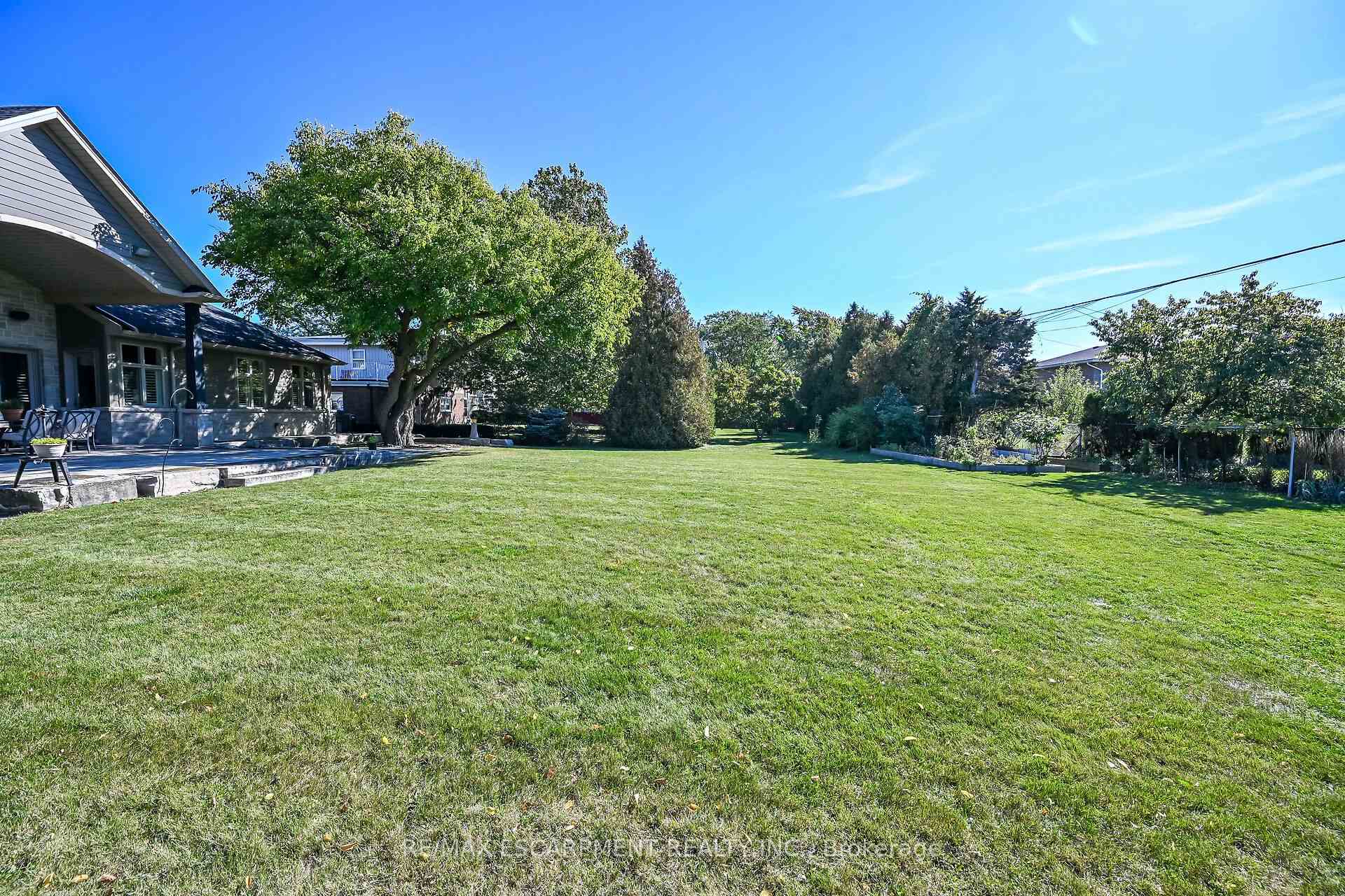 Photo 44 of 244 Mountain Brow Boulevard, Hamilton, Sherwood — HOMEH