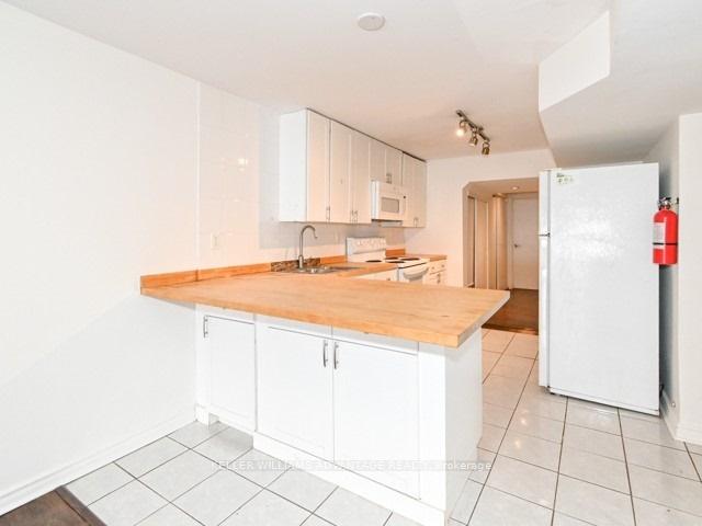 Photo 3 of Unit C, Main, 236 Highfield Road, Toronto, Greenwood-Coxwell — HOMEH