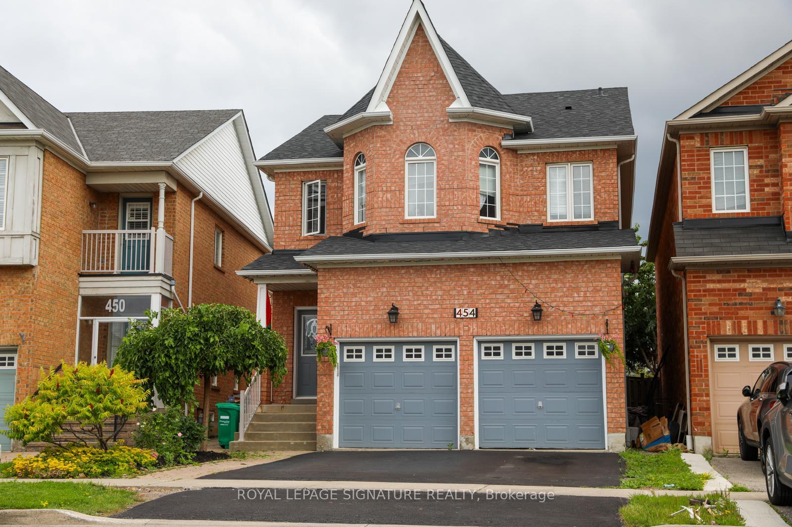 Photo of 454 Huntington Ridge Drive