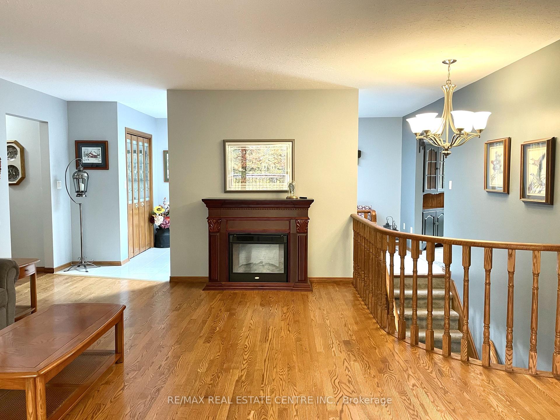 Photo 11 of 485471 30 Side Road, Amaranth, Rural Amaranth — HOMEH
