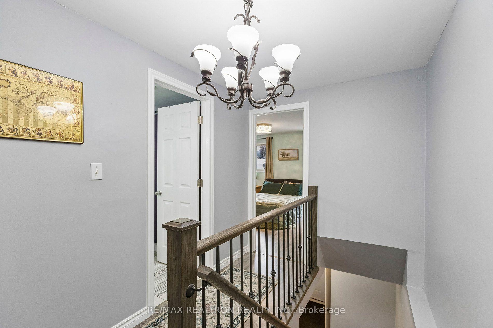 Photo 19 of 298D Bluevale Street N, Waterloo, Lincoln Heights — HOMEH