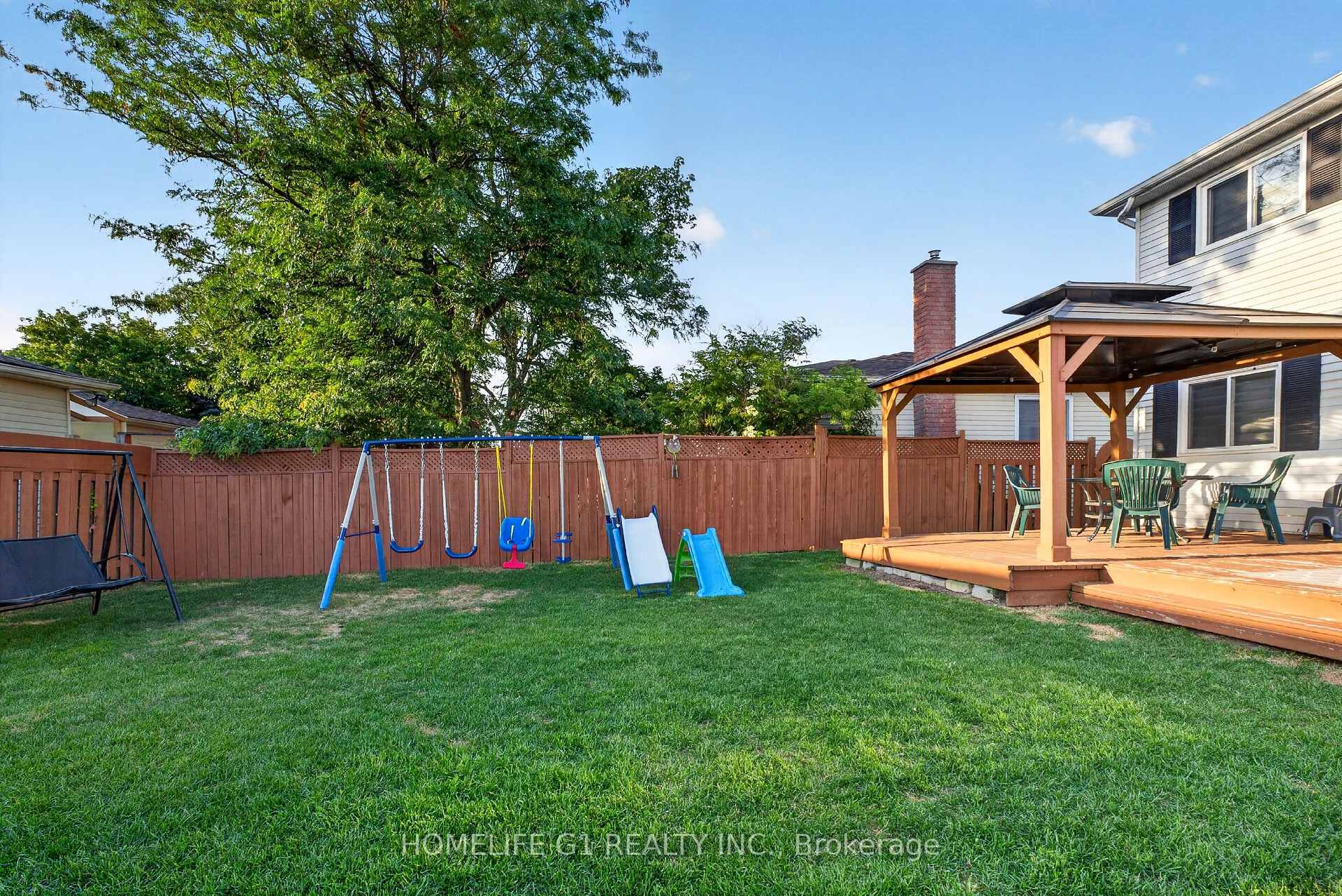 Photo 14 of 2 Fletcher Drive, Barrie, Grove East — HOMEH