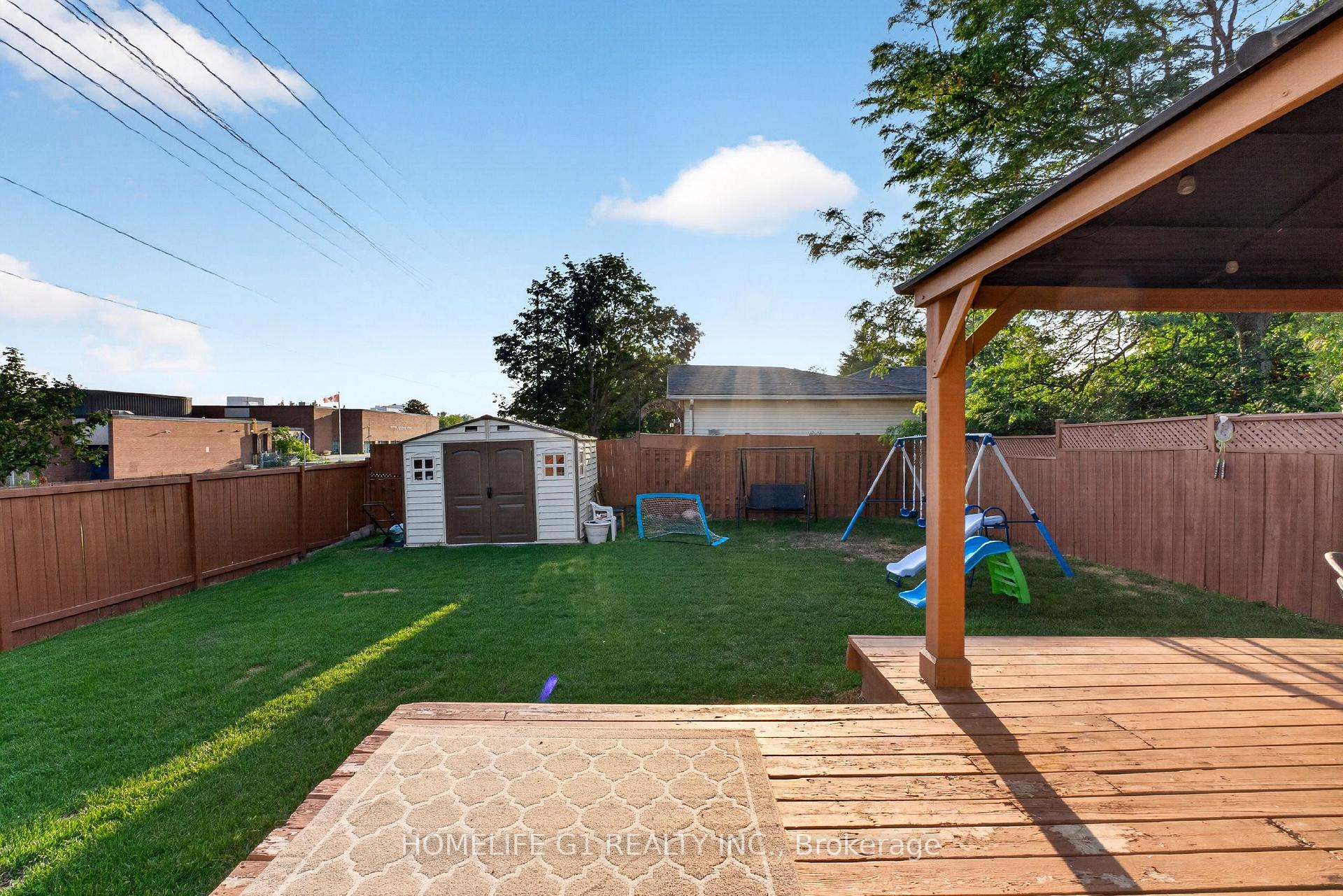 Photo 16 of 2 Fletcher Drive, Barrie, Grove East — HOMEH