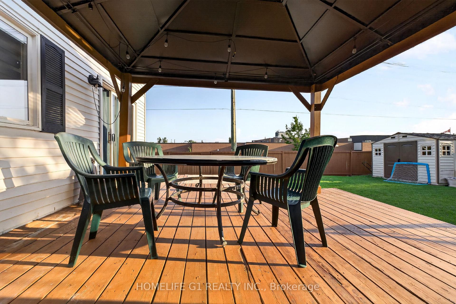 Photo 21 of 2 Fletcher Drive, Barrie, Grove East — HOMEH