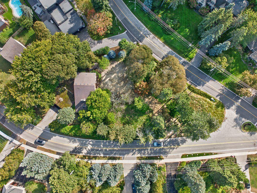 Photo 1 of 630 Bob-O-Link Road, Mississauga, Clarkson — HOMEH