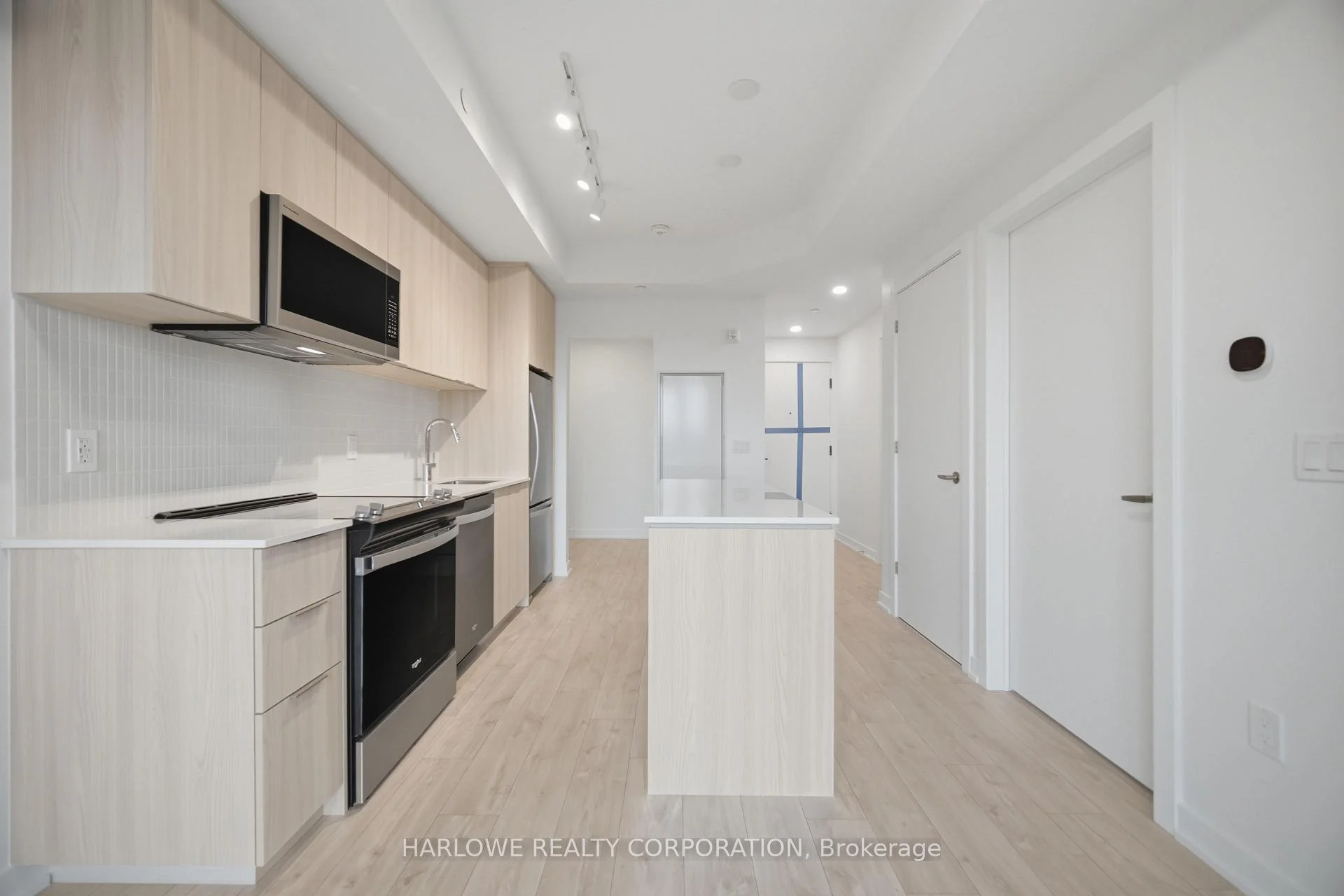 Photo 26 of Unit 202, 740 Whitlock Avenue, Milton, Cobban — HOMEH