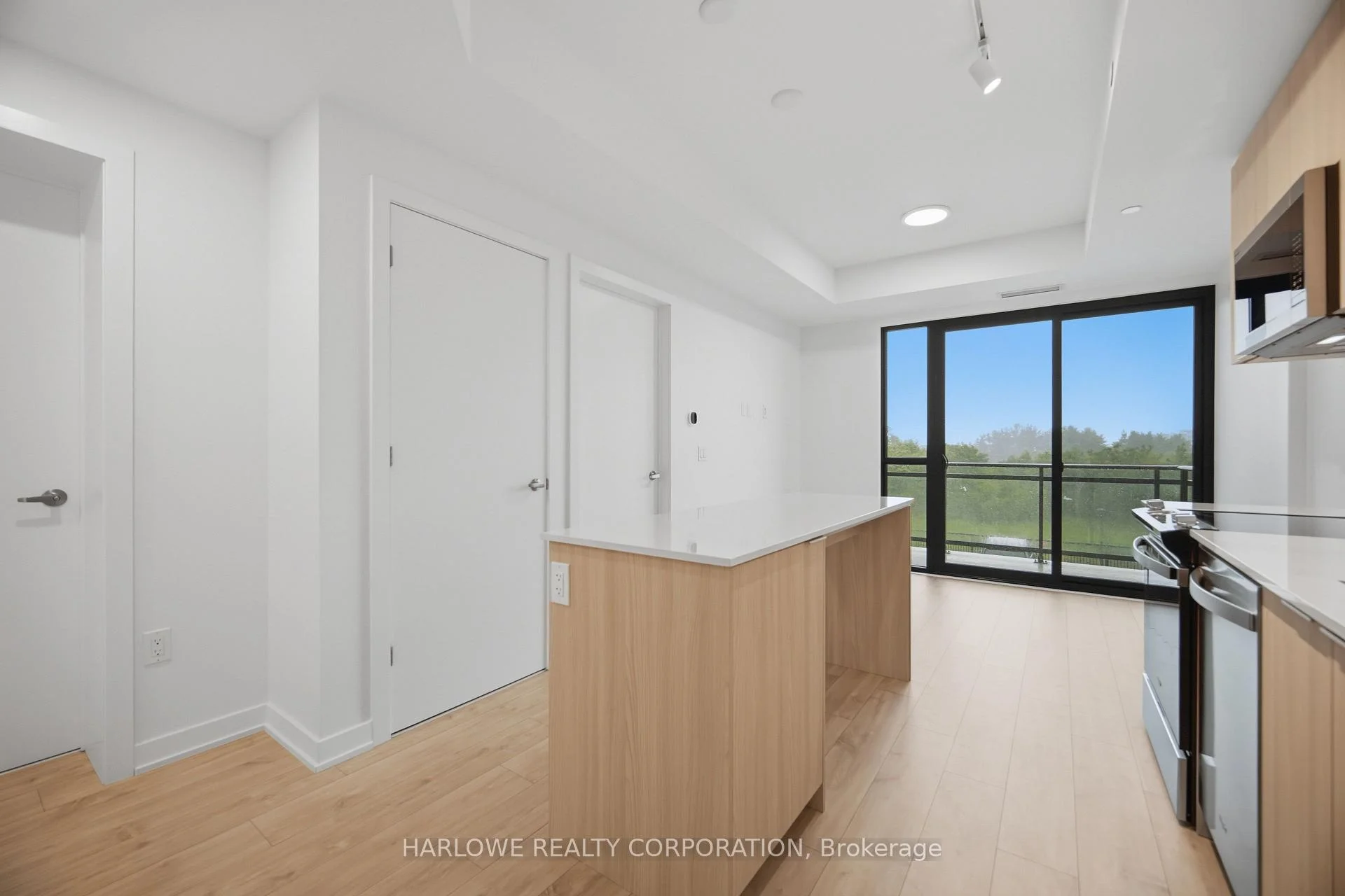 Photo 29 of Unit 202, 740 Whitlock Avenue, Milton, Cobban — HOMEH