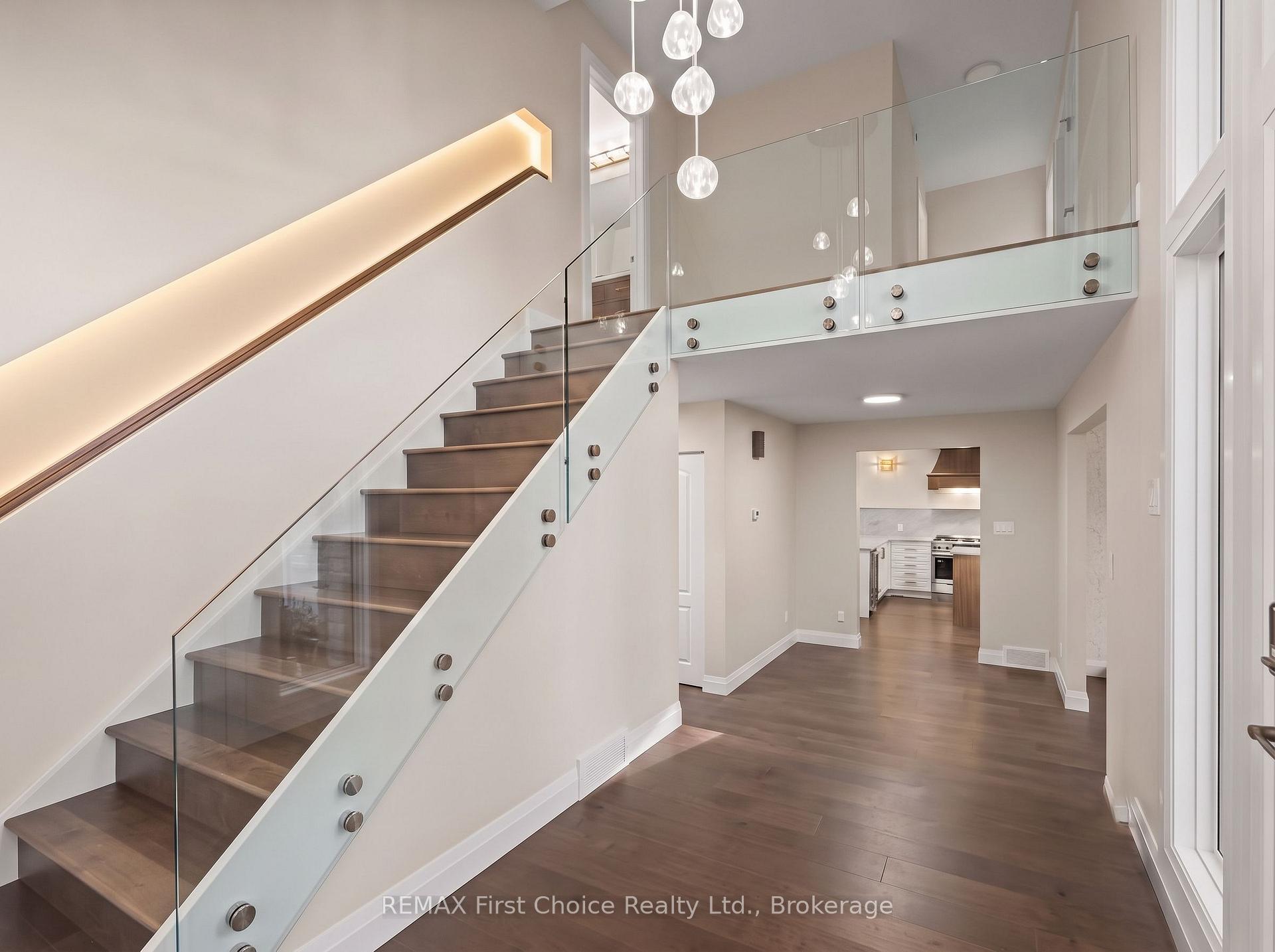 Photo 10 of 2110 Whitegates Drive, Thunder Bay, Rosslyn Road — HOMEH
