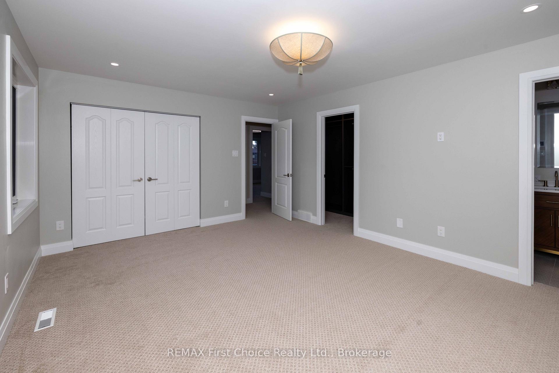 Photo 23 of 2110 Whitegates Drive, Thunder Bay, Rosslyn Road — HOMEH