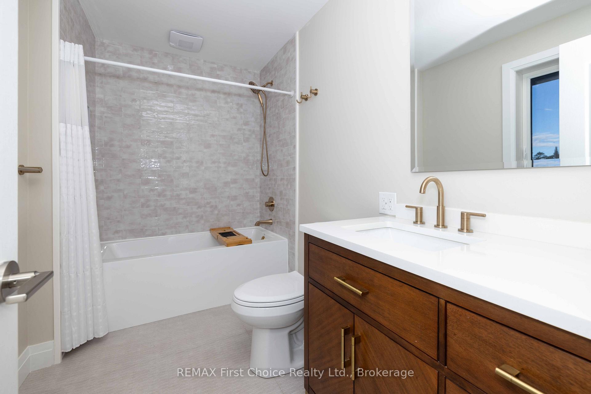 Photo 28 of 2110 Whitegates Drive, Thunder Bay, Rosslyn Road — HOMEH