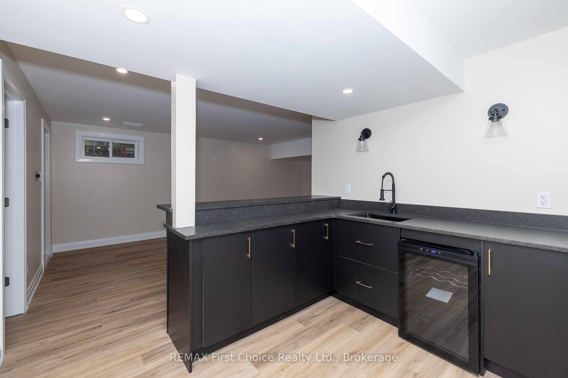 Photo 31 of 2110 Whitegates Drive, Thunder Bay, Rosslyn Road — HOMEH