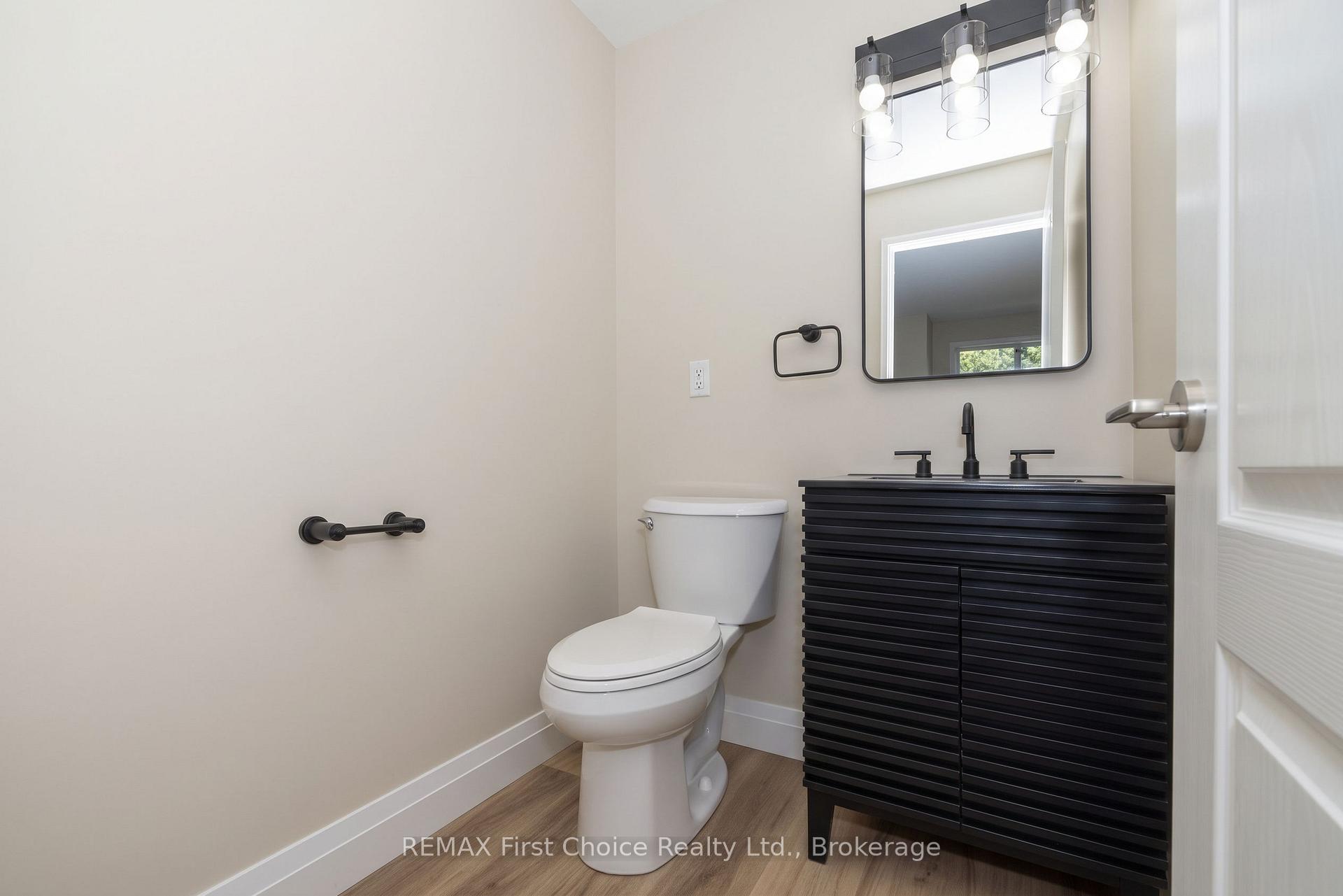 Photo 36 of 2110 Whitegates Drive, Thunder Bay, Rosslyn Road — HOMEH