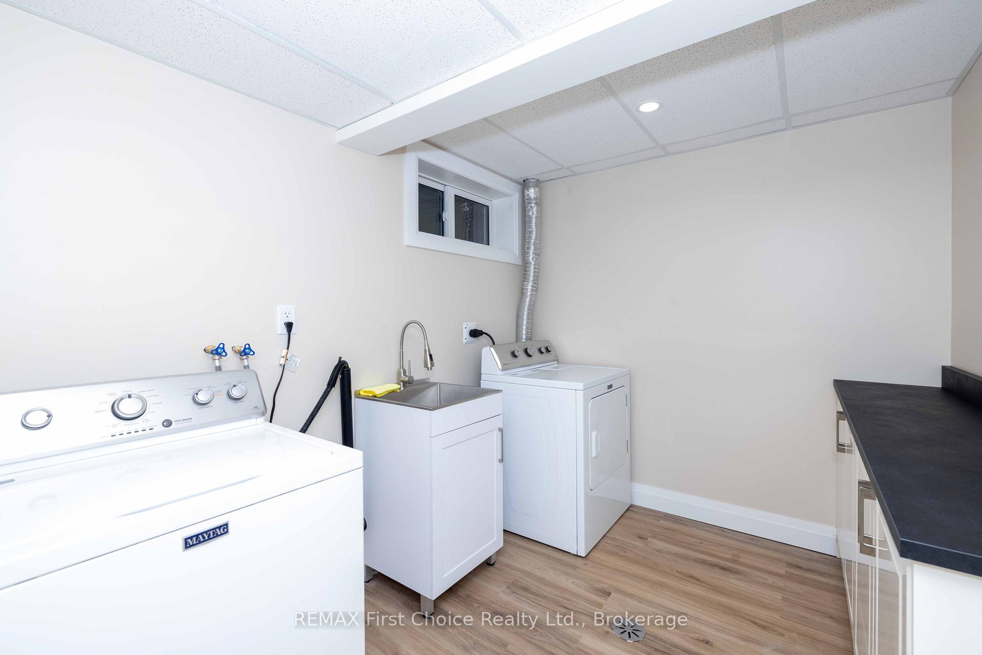 Photo 40 of 2110 Whitegates Drive, Thunder Bay, Rosslyn Road — HOMEH