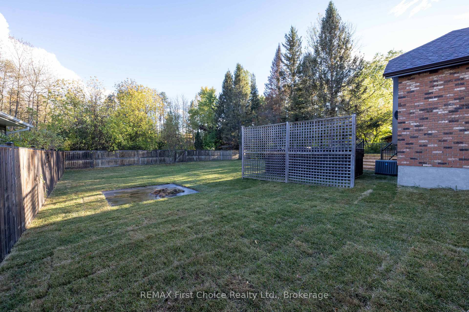 Photo 48 of 2110 Whitegates Drive, Thunder Bay, Rosslyn Road — HOMEH