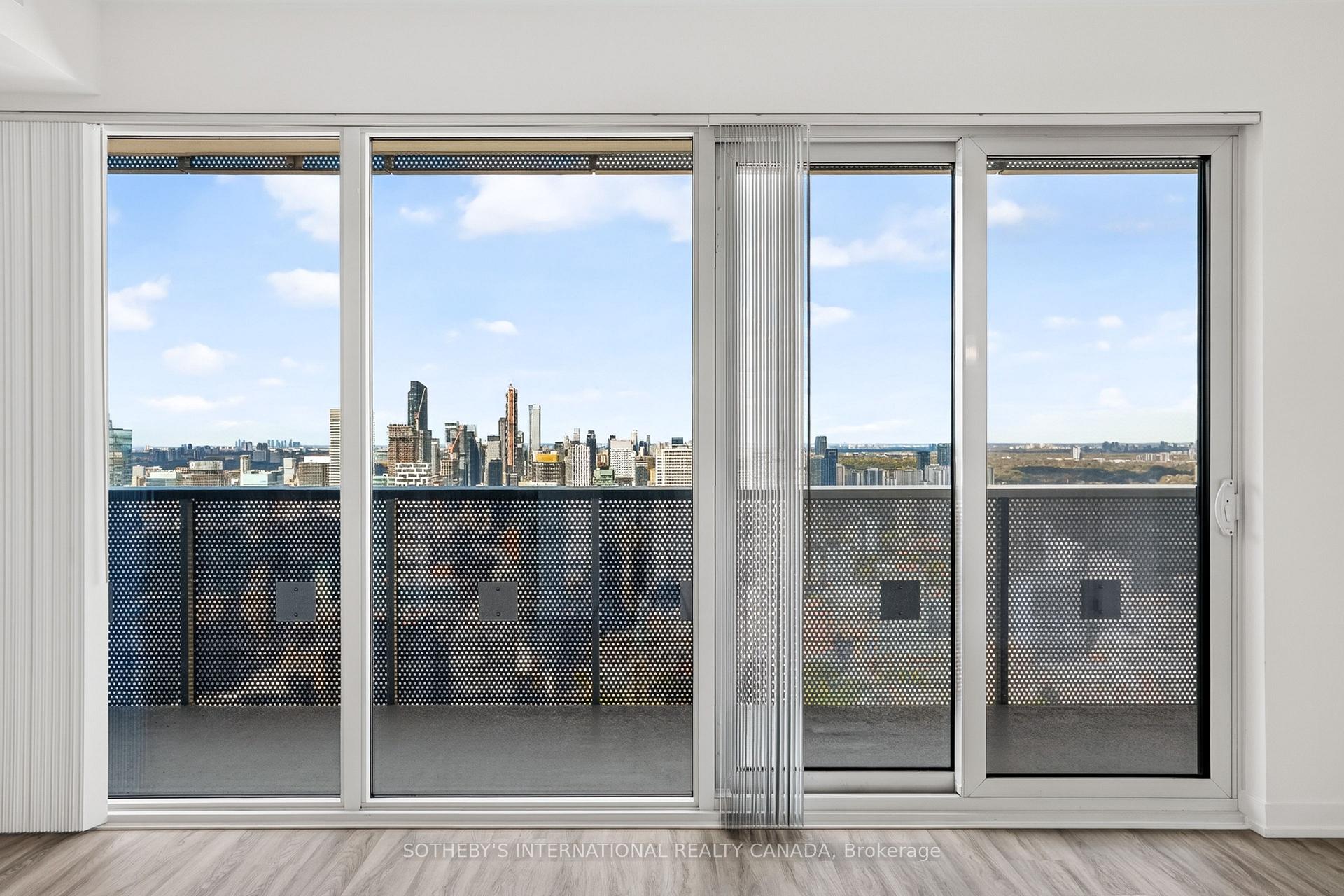 Photo 7 of Unit 6605, 55 Cooper Street, Toronto, Waterfront Communities — HOMEH