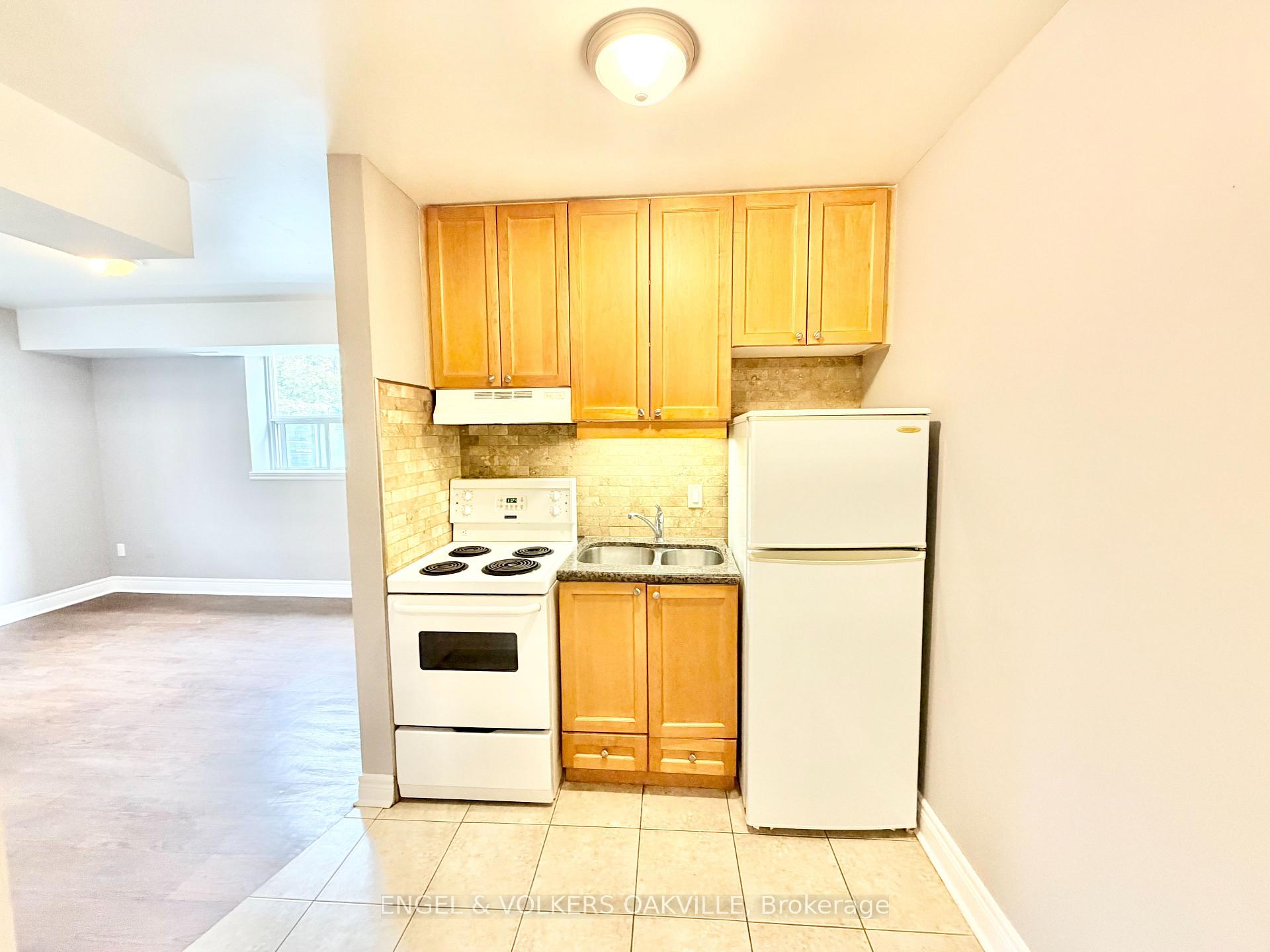 Photo of Unit 18, 100 Twenty Fifth Street
