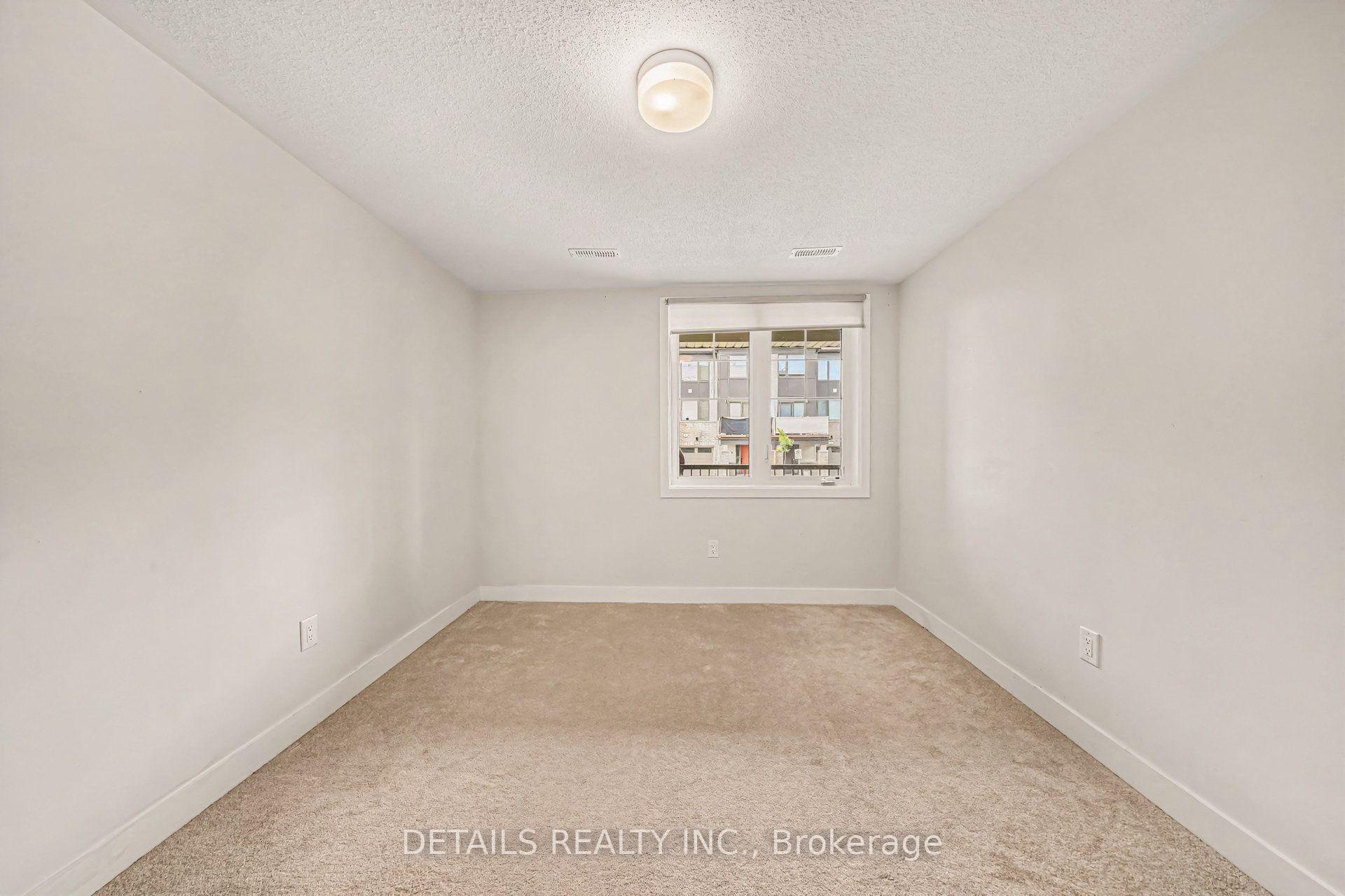 Photo 12 of 214 Anyolite Private, Ottawa, Barrhaven - Heritage Park — HOMEH
