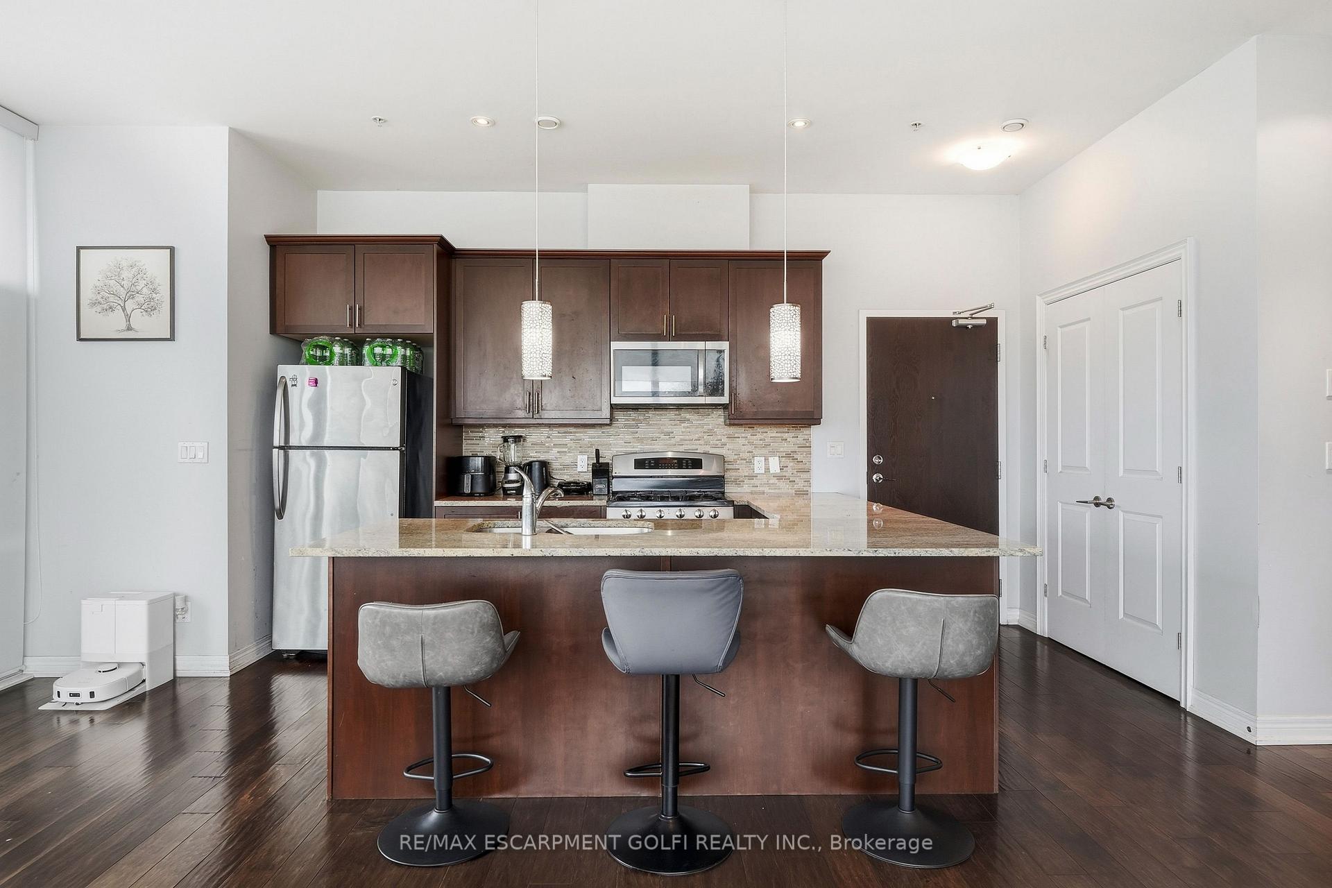 Photo 6 of Unit 403, 50 Murray Street W, Hamilton, Central — HOMEH