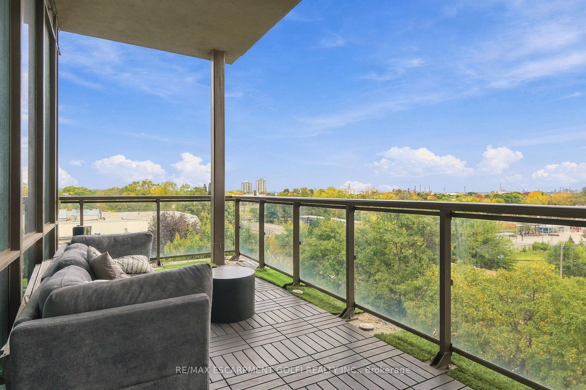 Photo 8 of Unit 403, 50 Murray Street W, Hamilton, Central — HOMEH