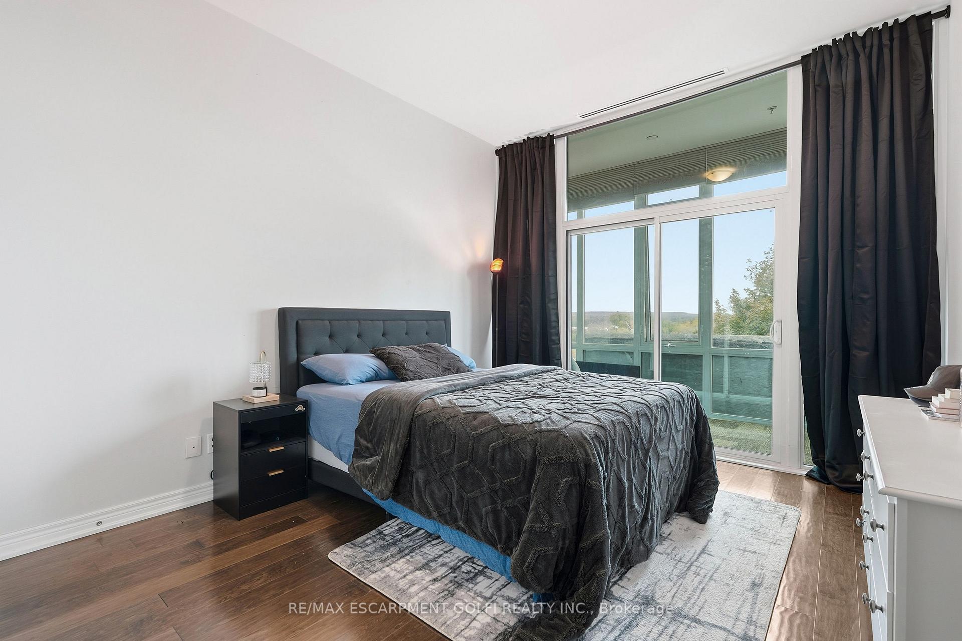 Photo 9 of Unit 403, 50 Murray Street W, Hamilton, Central — HOMEH