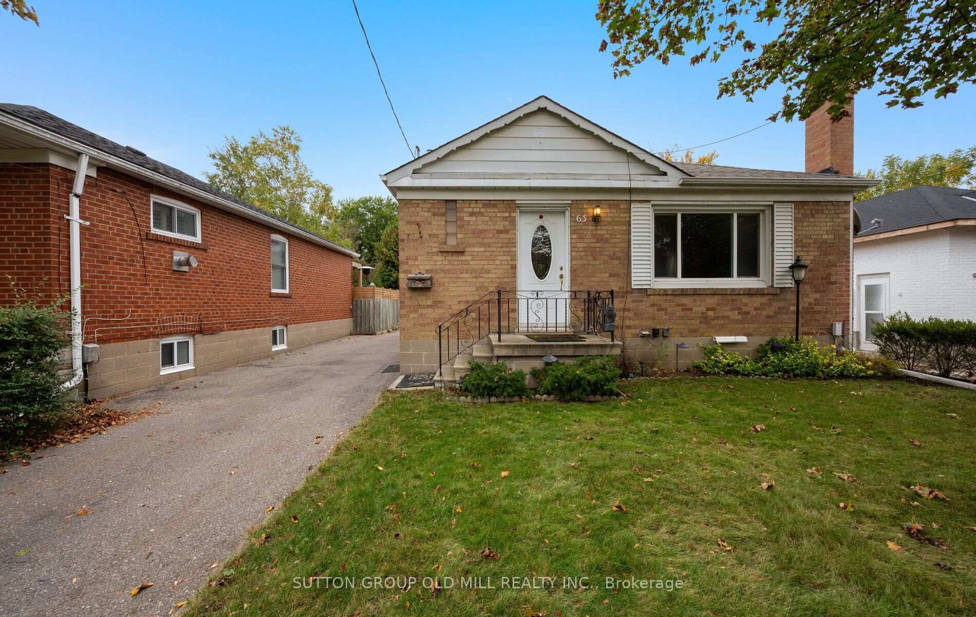 Photo 1 of 63 Westhead Road, Etobicoke, Alderwood — HOMEH