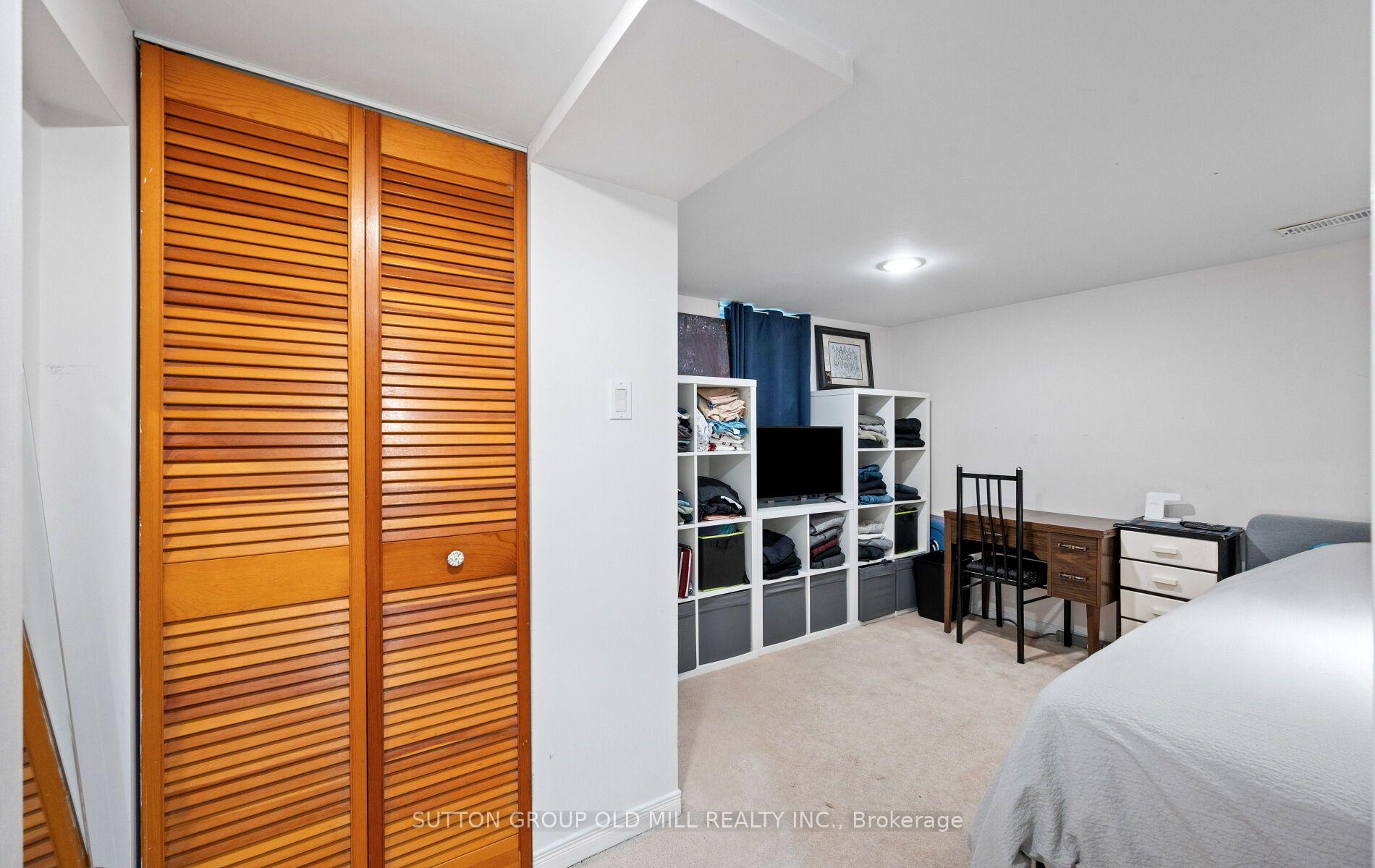 Photo 35 of 63 Westhead Road, Etobicoke, Alderwood — HOMEH