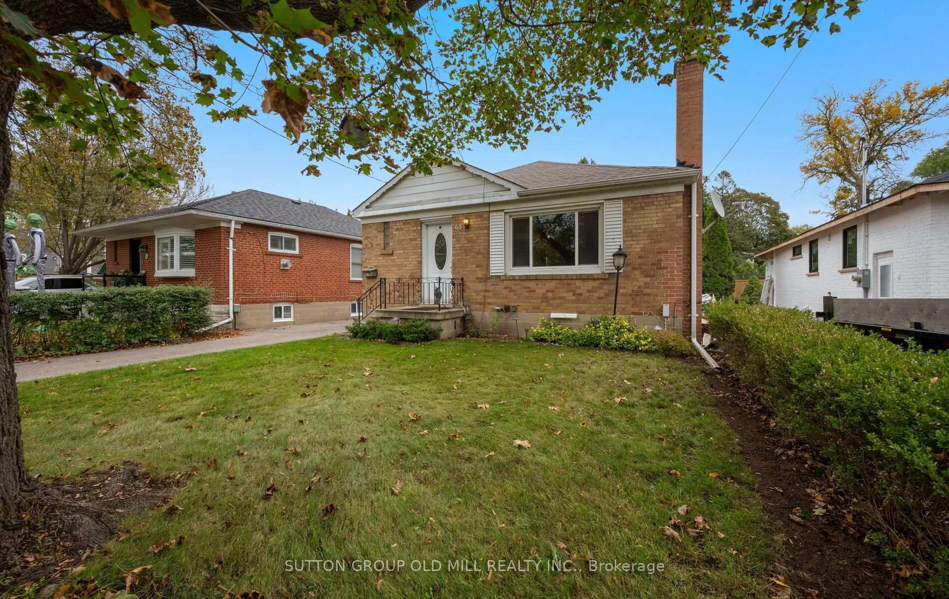 Photo 50 of 63 Westhead Road, Etobicoke, Alderwood — HOMEH