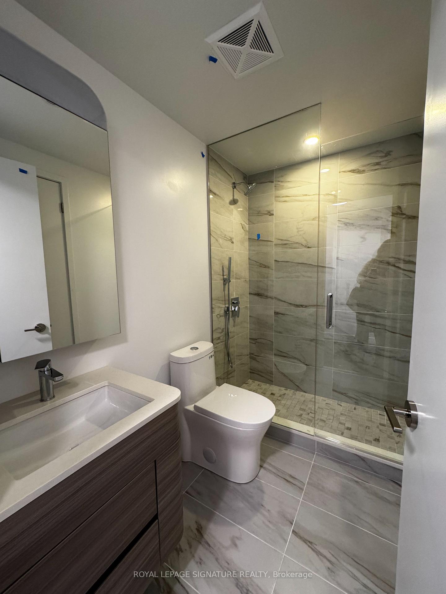 Photo 8 of Unit 409, 180 Alberta Avenue, Toronto, Oakwood Village — HOMEH