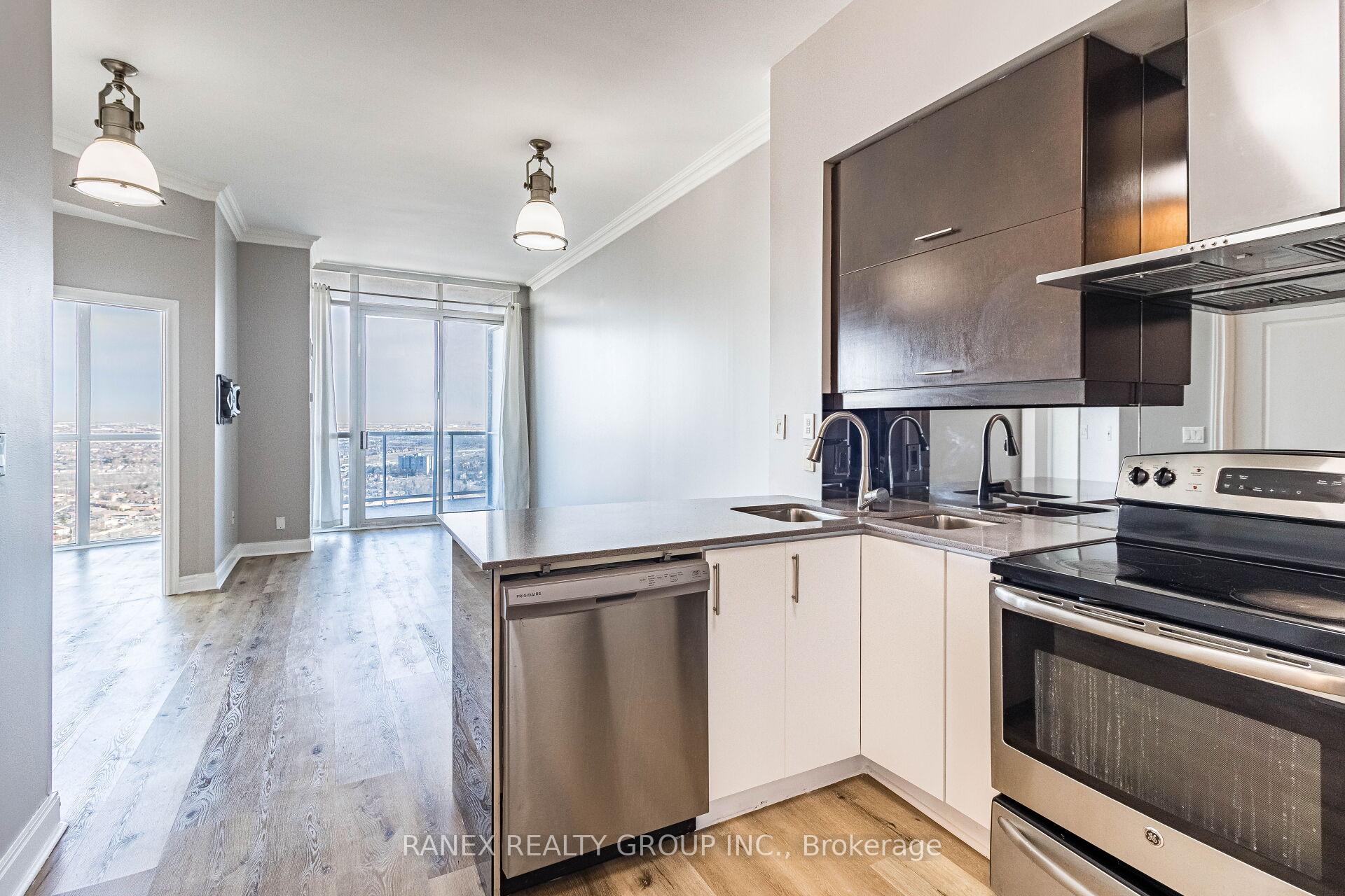 Photo 10 of Unit 3409, 80 Absolute Avenue, Mississauga, City Centre — HOMEH