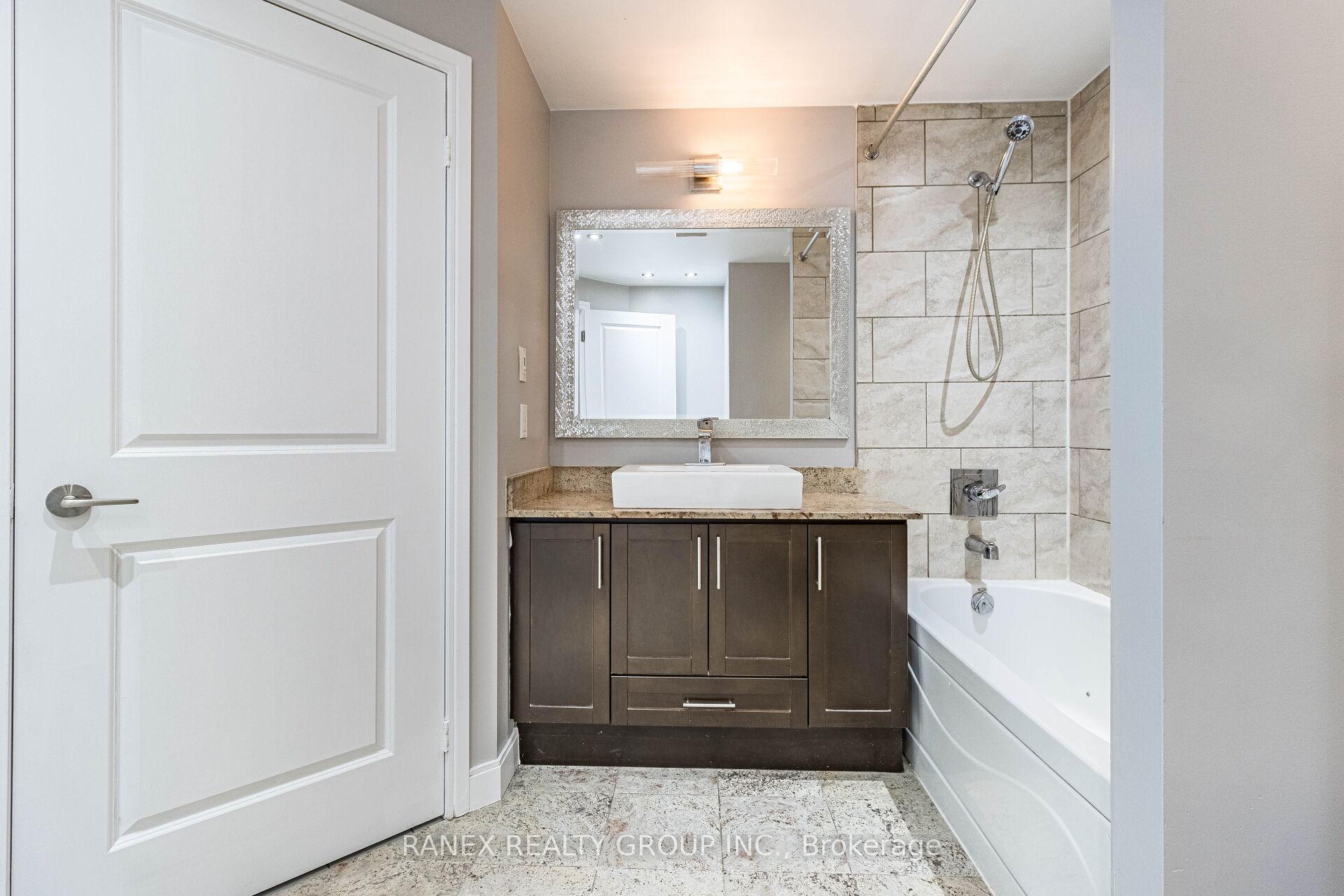 Photo 26 of Unit 3409, 80 Absolute Avenue, Mississauga, City Centre — HOMEH