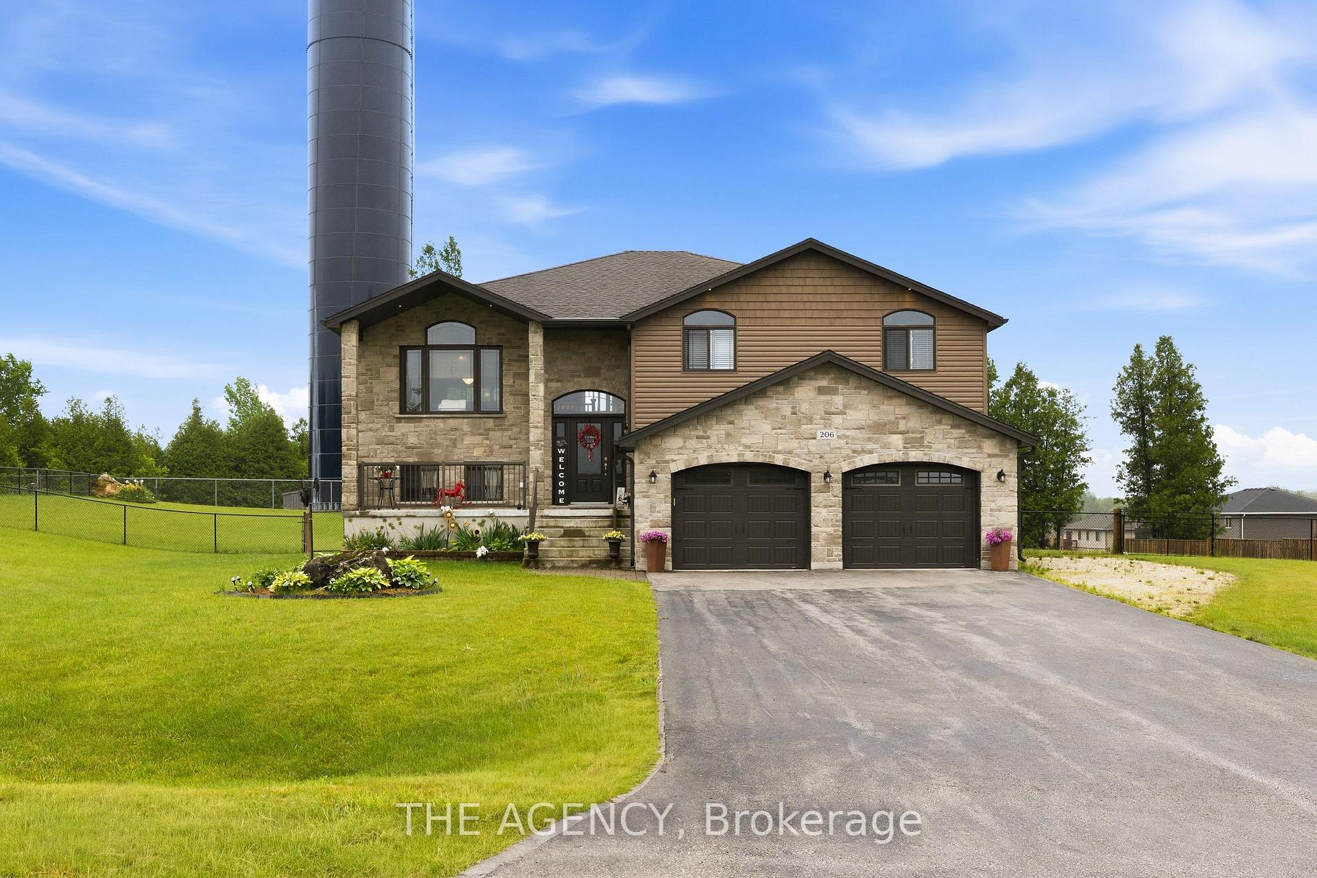 Photo 1 of 206 Meredith Way, Chatsworth — HOMEH
