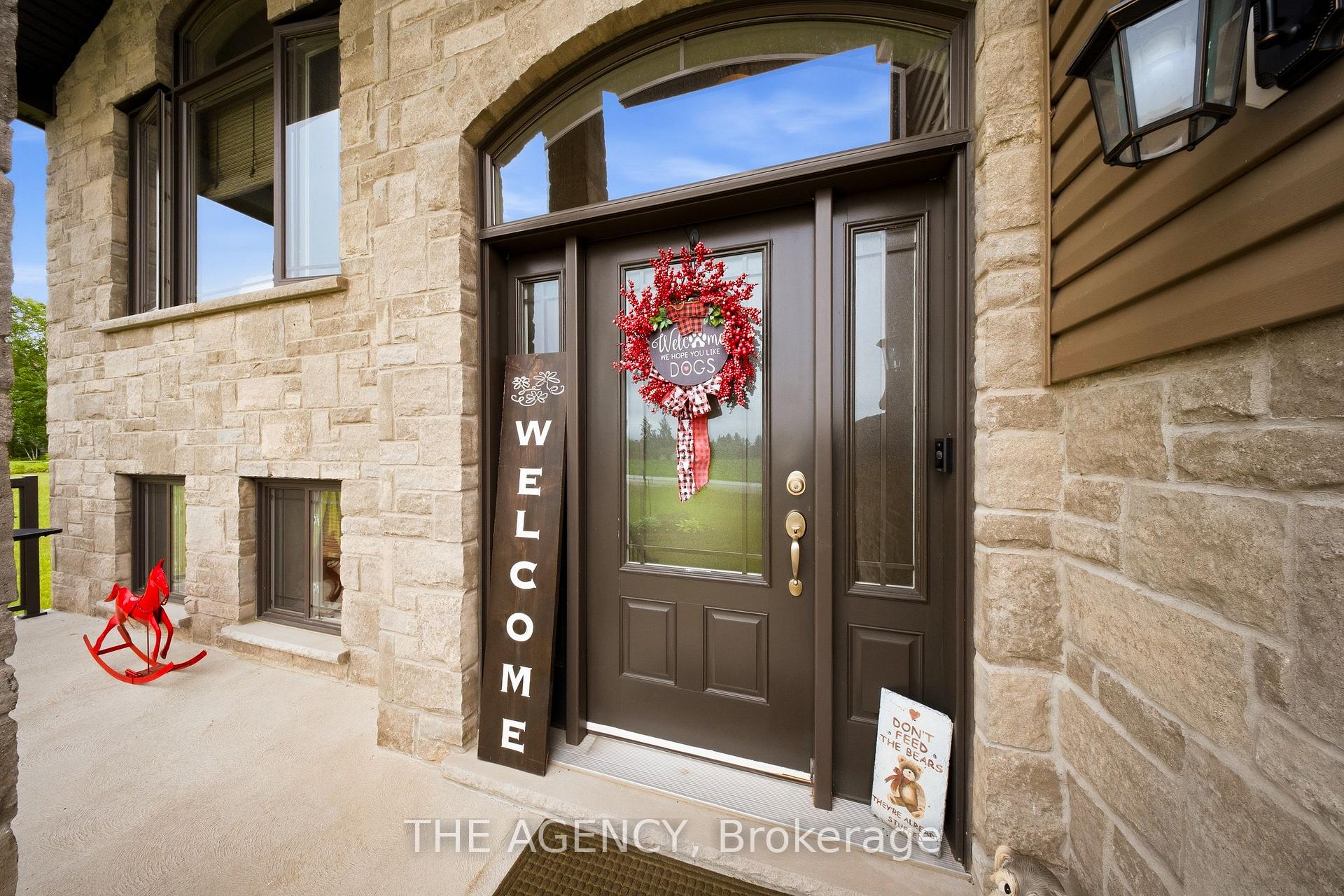 Photo 7 of 206 Meredith Way, Chatsworth — HOMEH