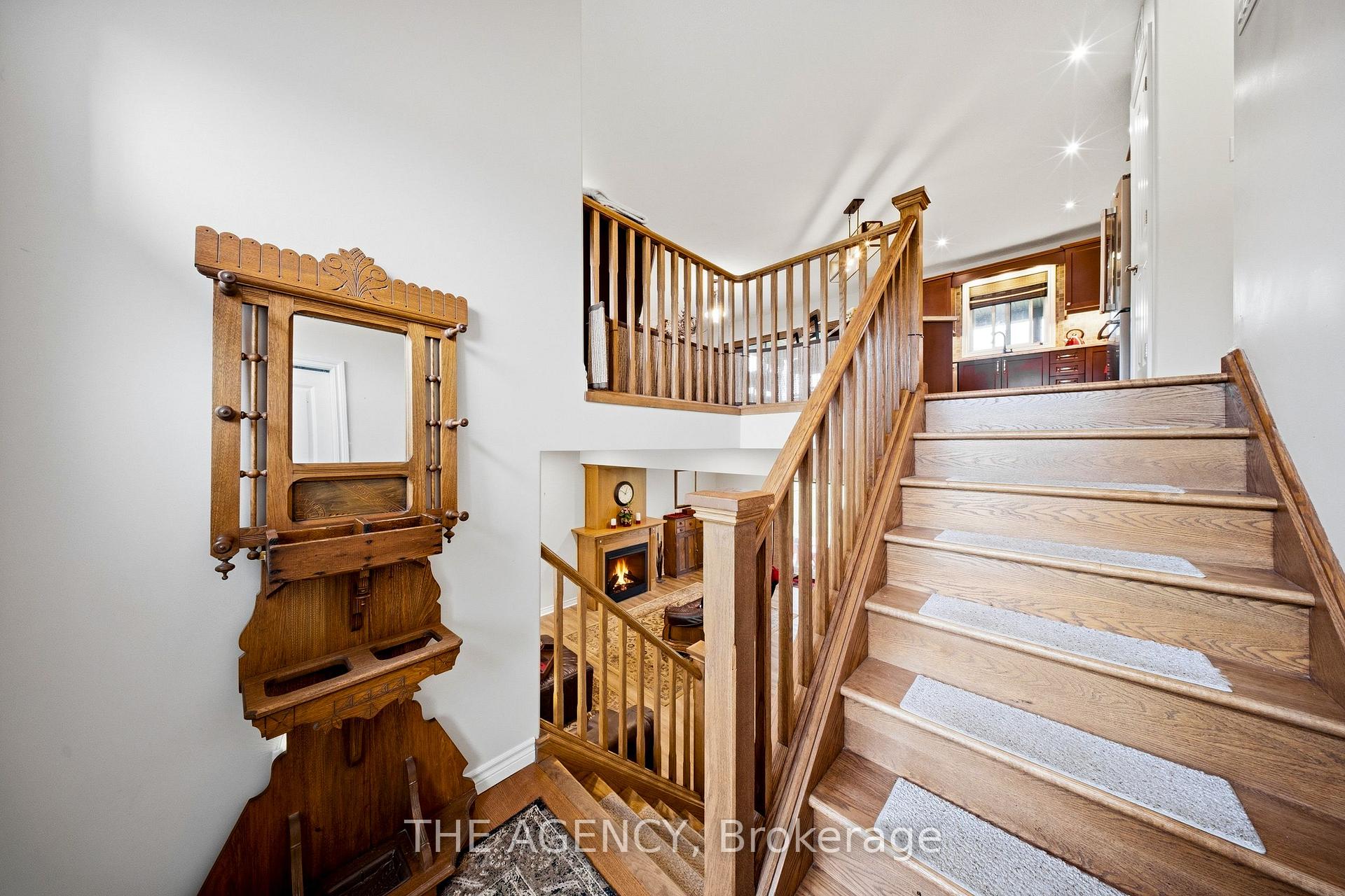 Photo 9 of 206 Meredith Way, Chatsworth — HOMEH