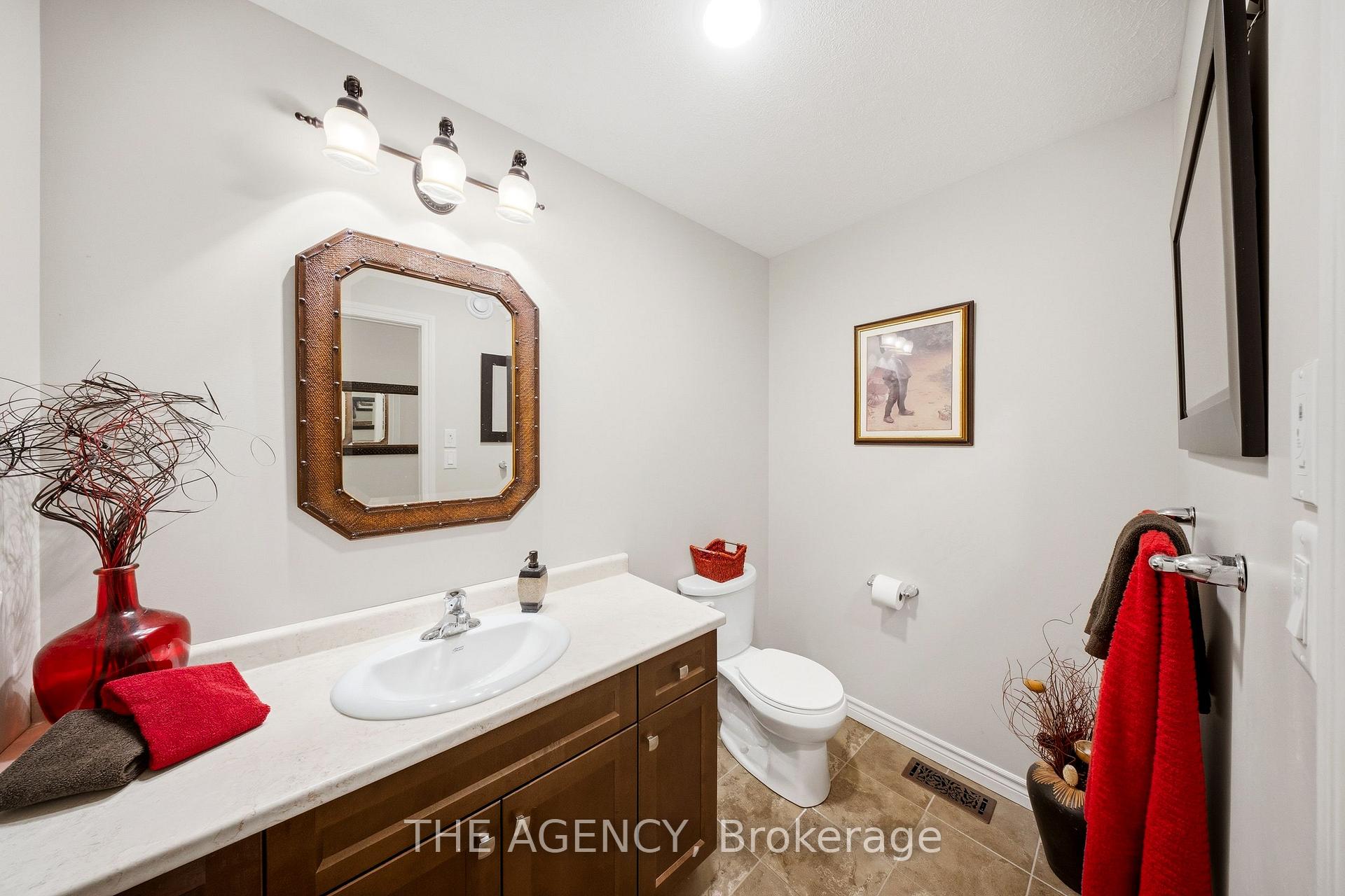 Photo 20 of 206 Meredith Way, Chatsworth — HOMEH