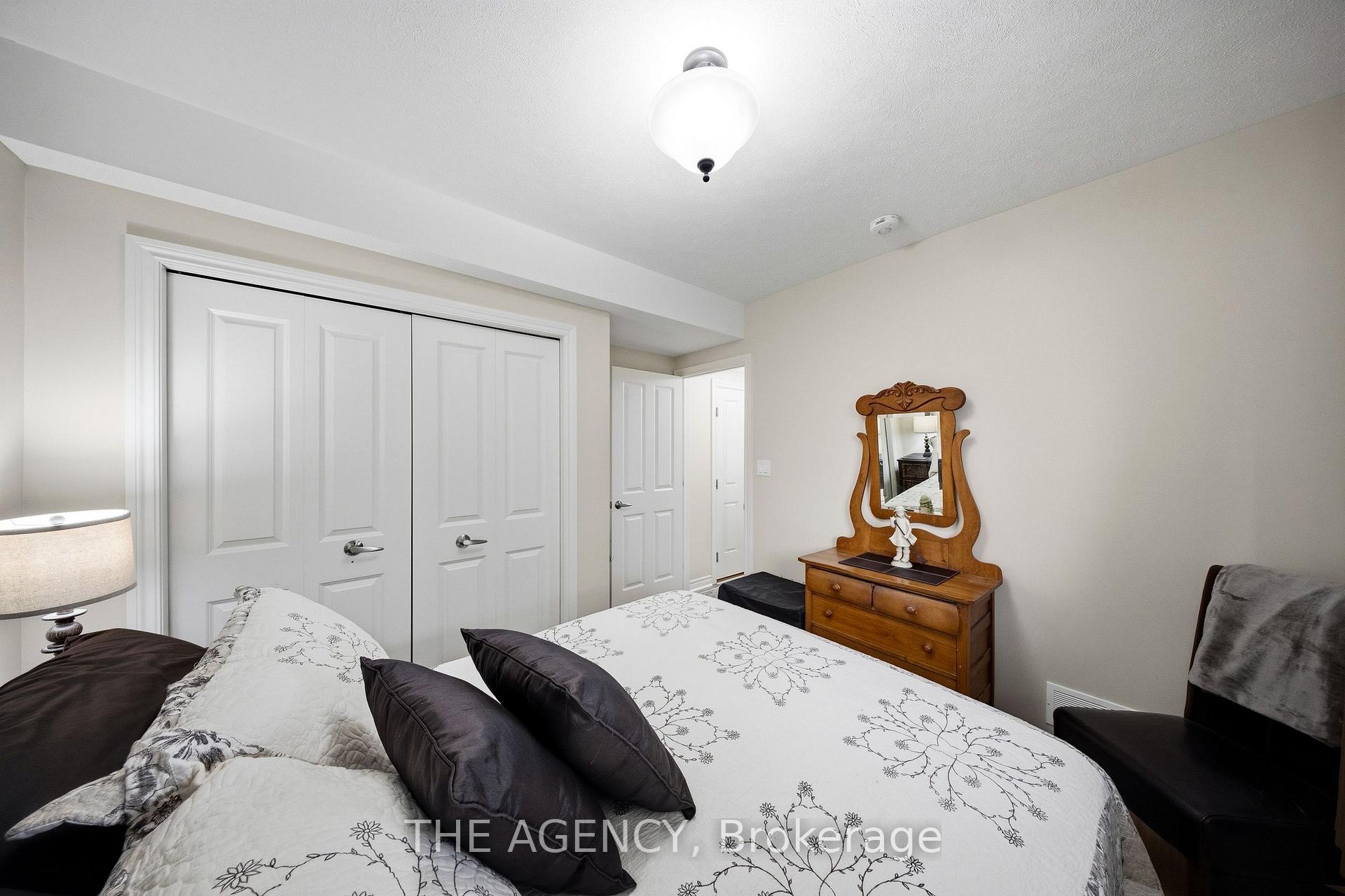 Photo 30 of 206 Meredith Way, Chatsworth — HOMEH