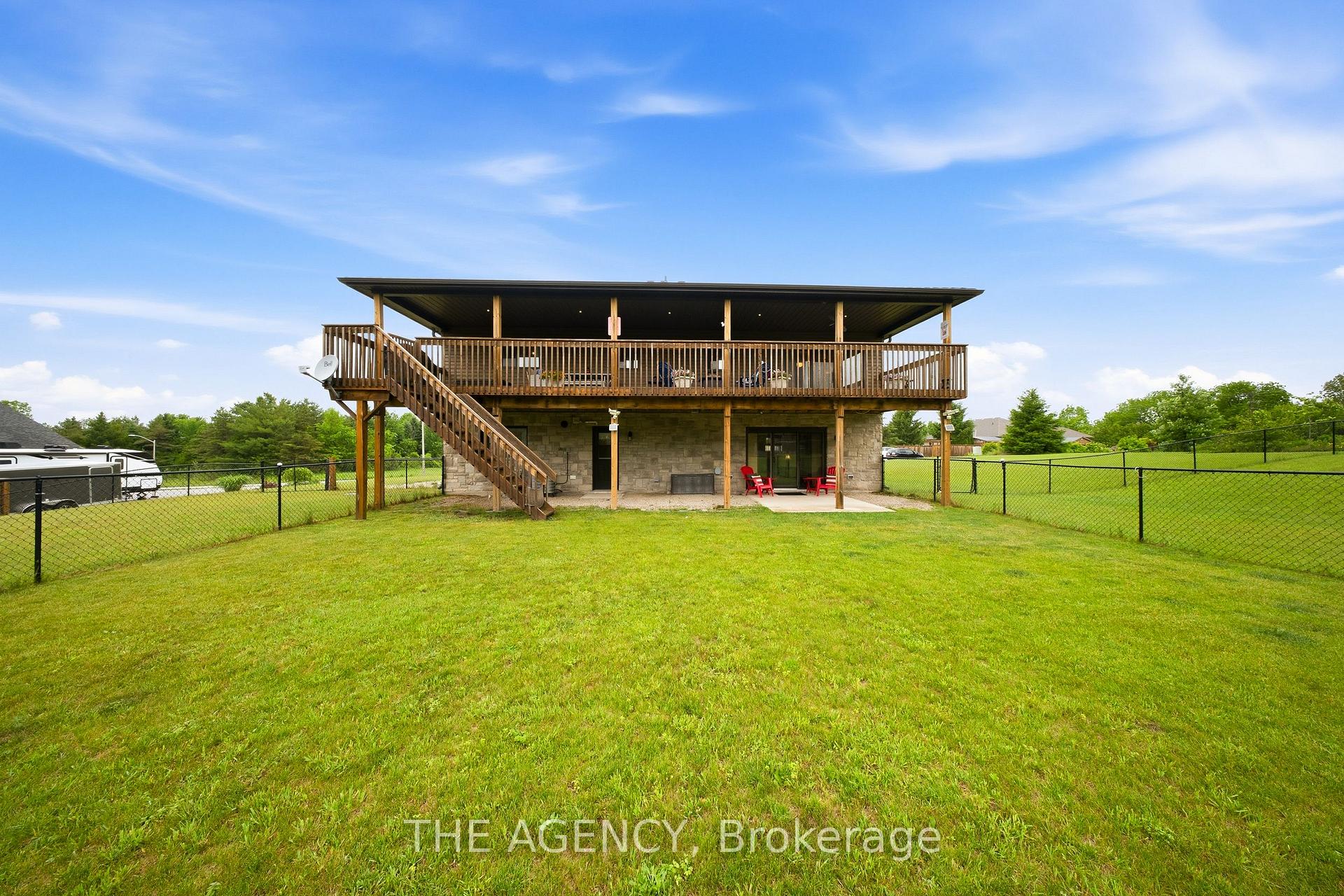 Photo 35 of 206 Meredith Way, Chatsworth — HOMEH