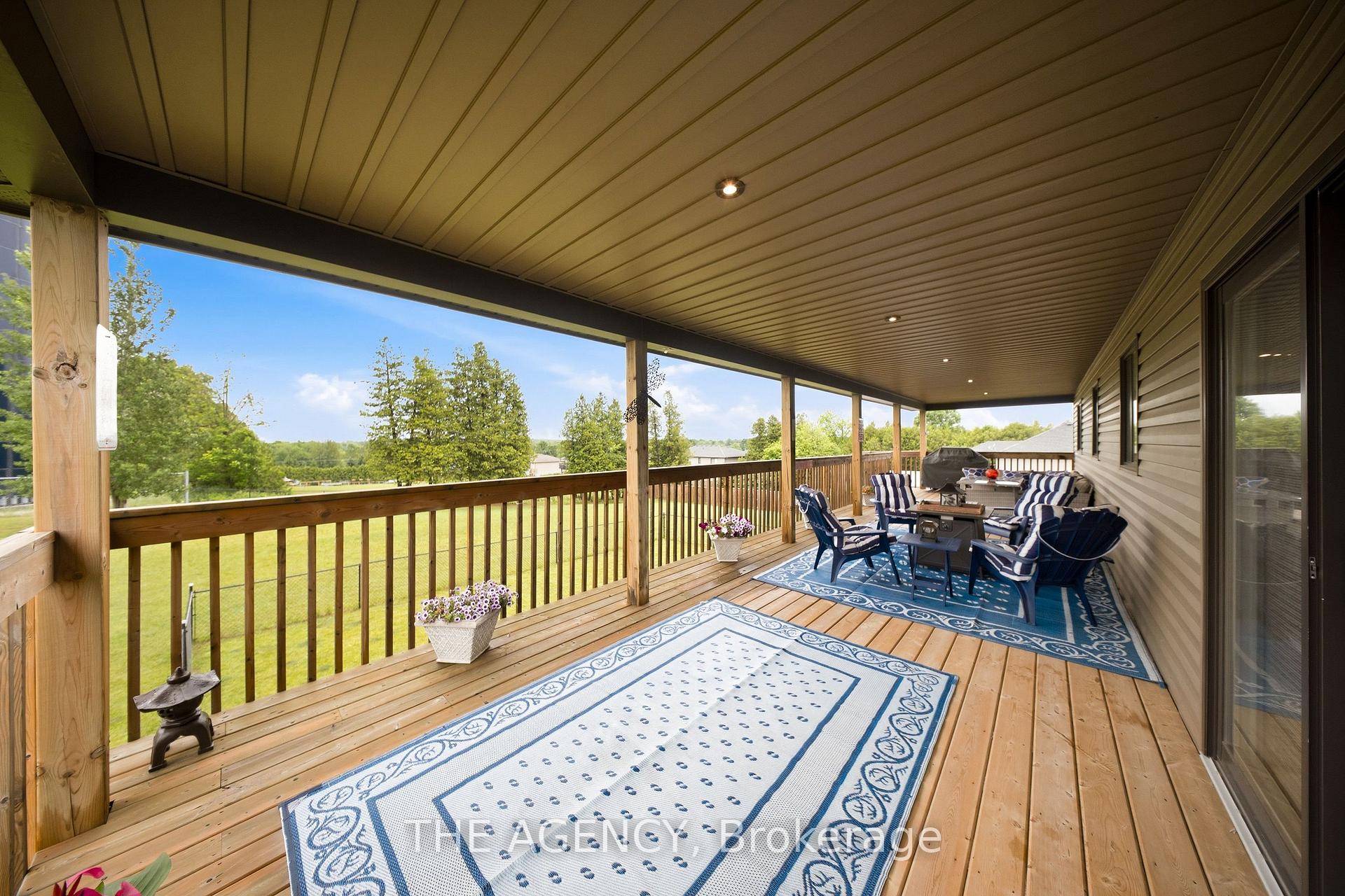 Photo 40 of 206 Meredith Way, Chatsworth — HOMEH