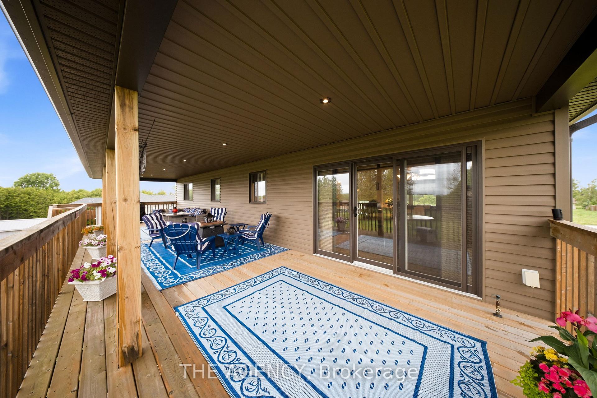 Photo 41 of 206 Meredith Way, Chatsworth — HOMEH