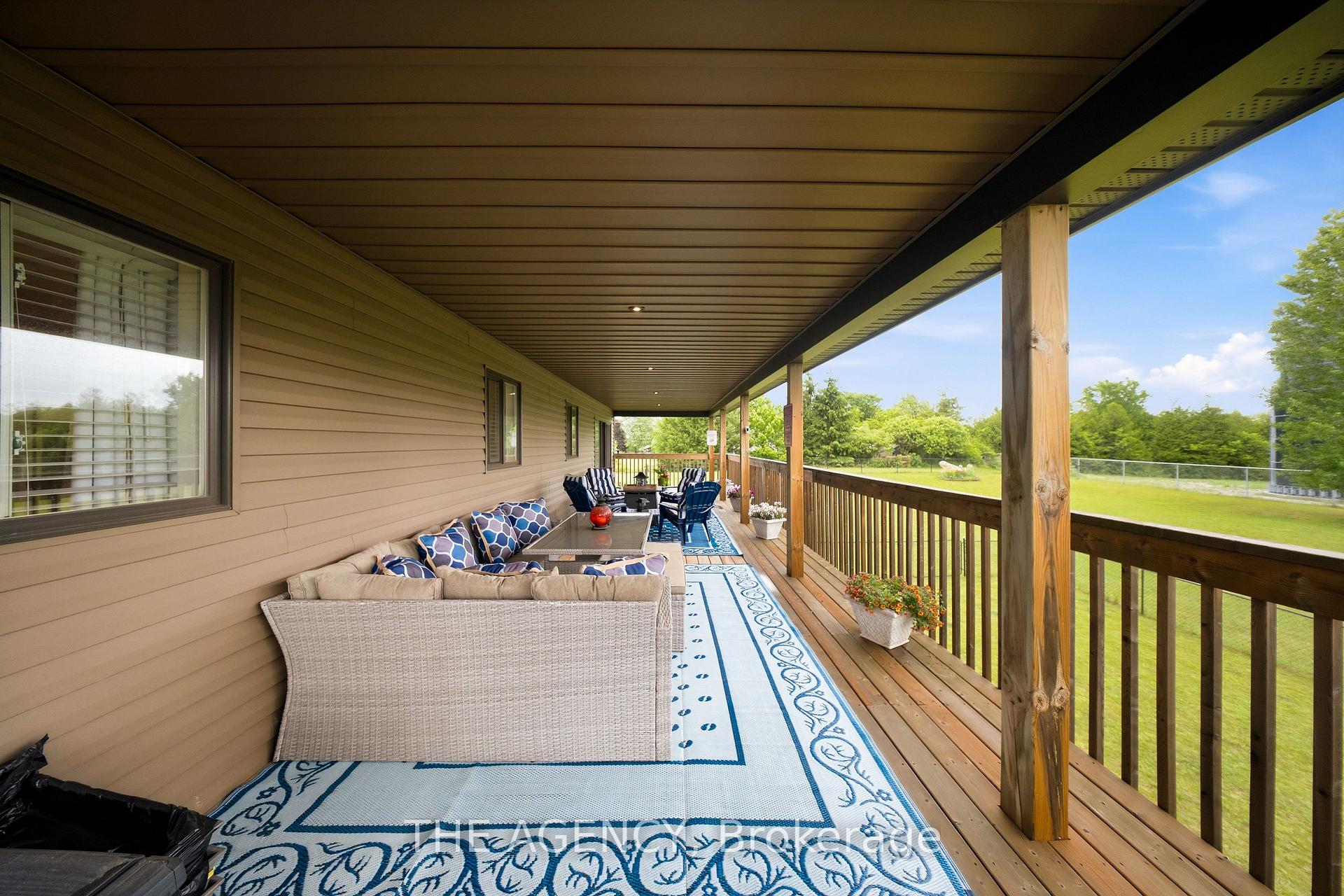 Photo 43 of 206 Meredith Way, Chatsworth — HOMEH