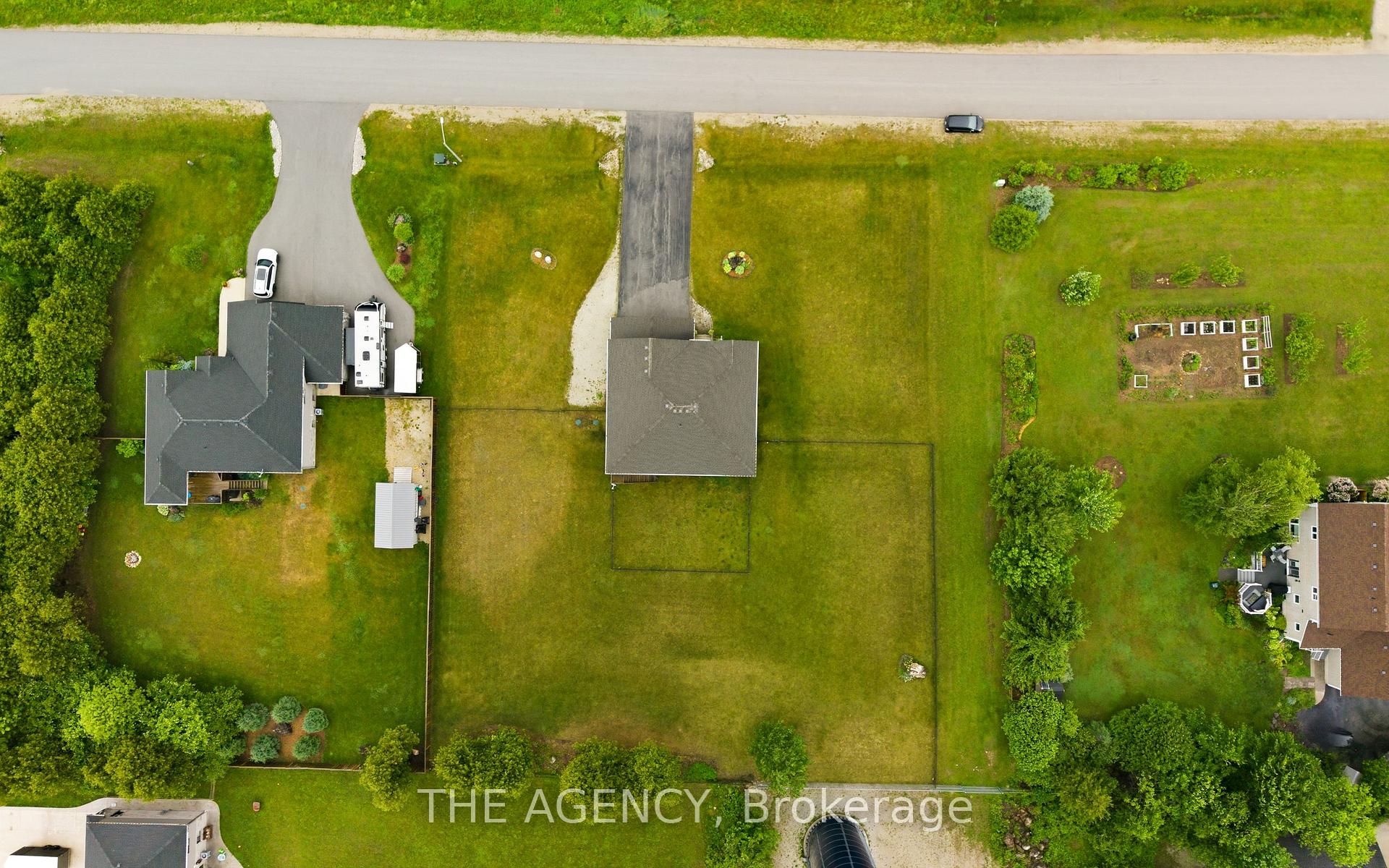 Photo 50 of 206 Meredith Way, Chatsworth — HOMEH