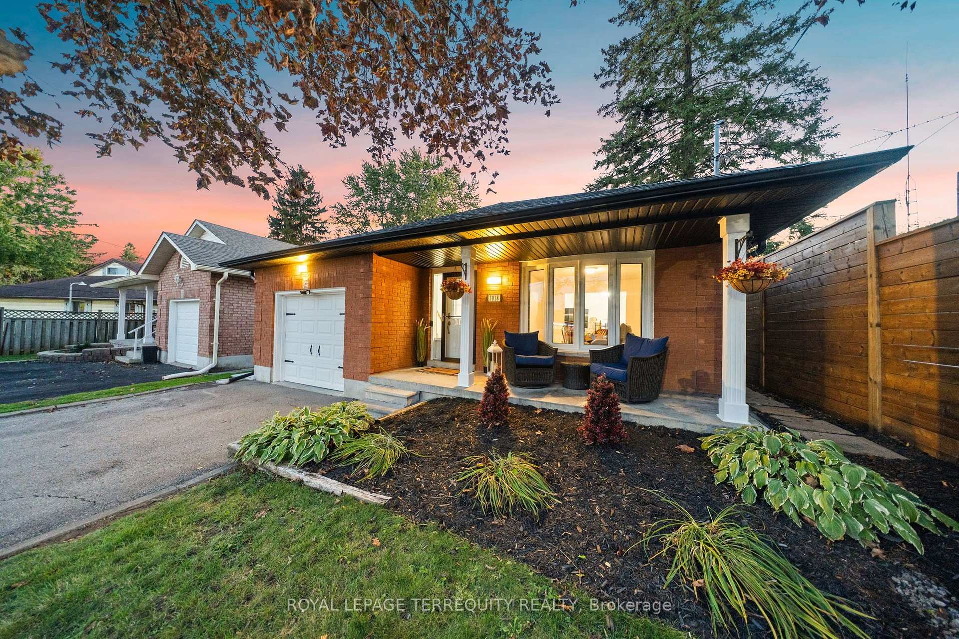 Photo 2 of 3018 Trulls Road, Clarington, Courtice — HOMEH