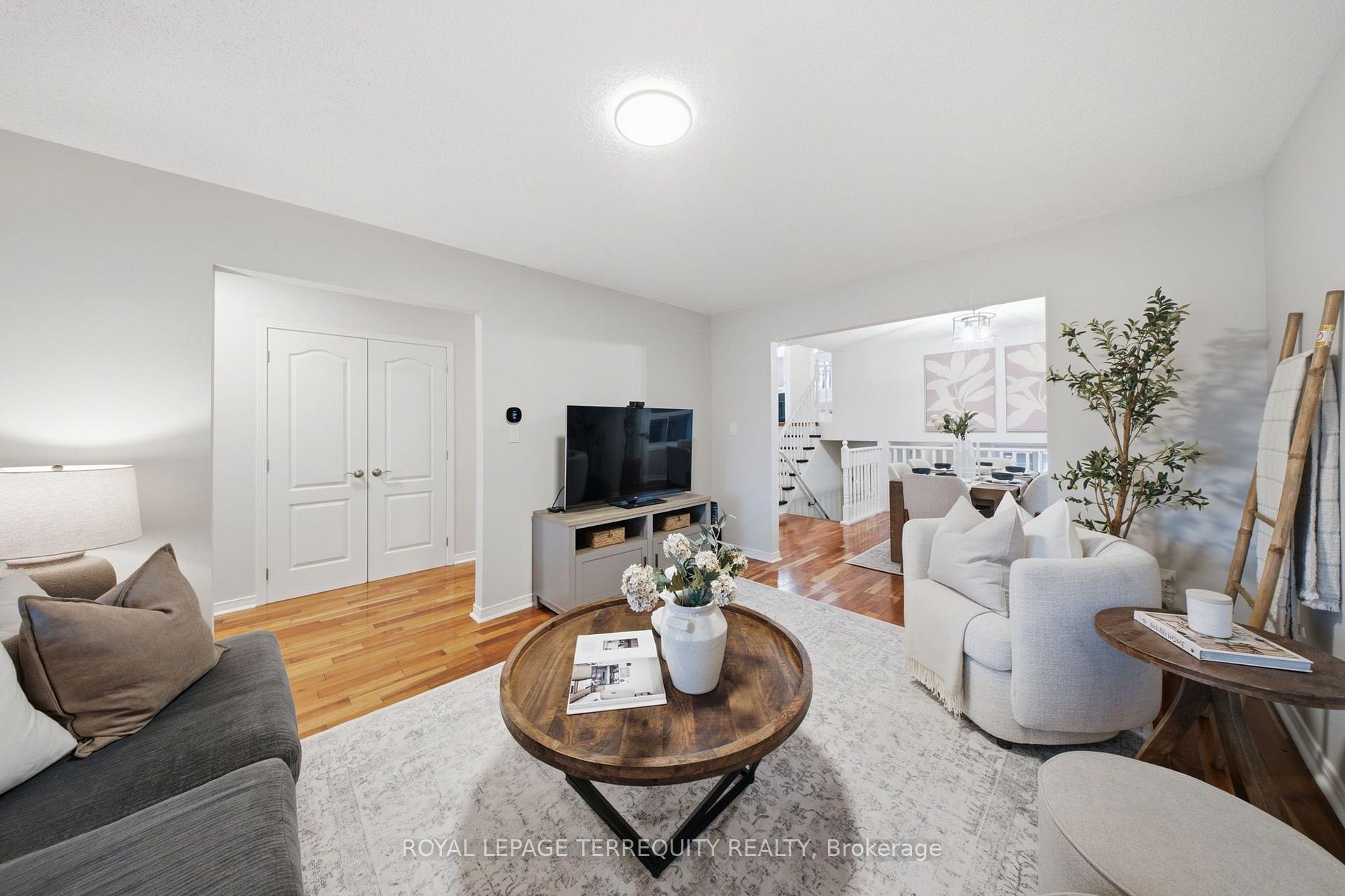 Photo 7 of 3018 Trulls Road, Clarington, Courtice — HOMEH