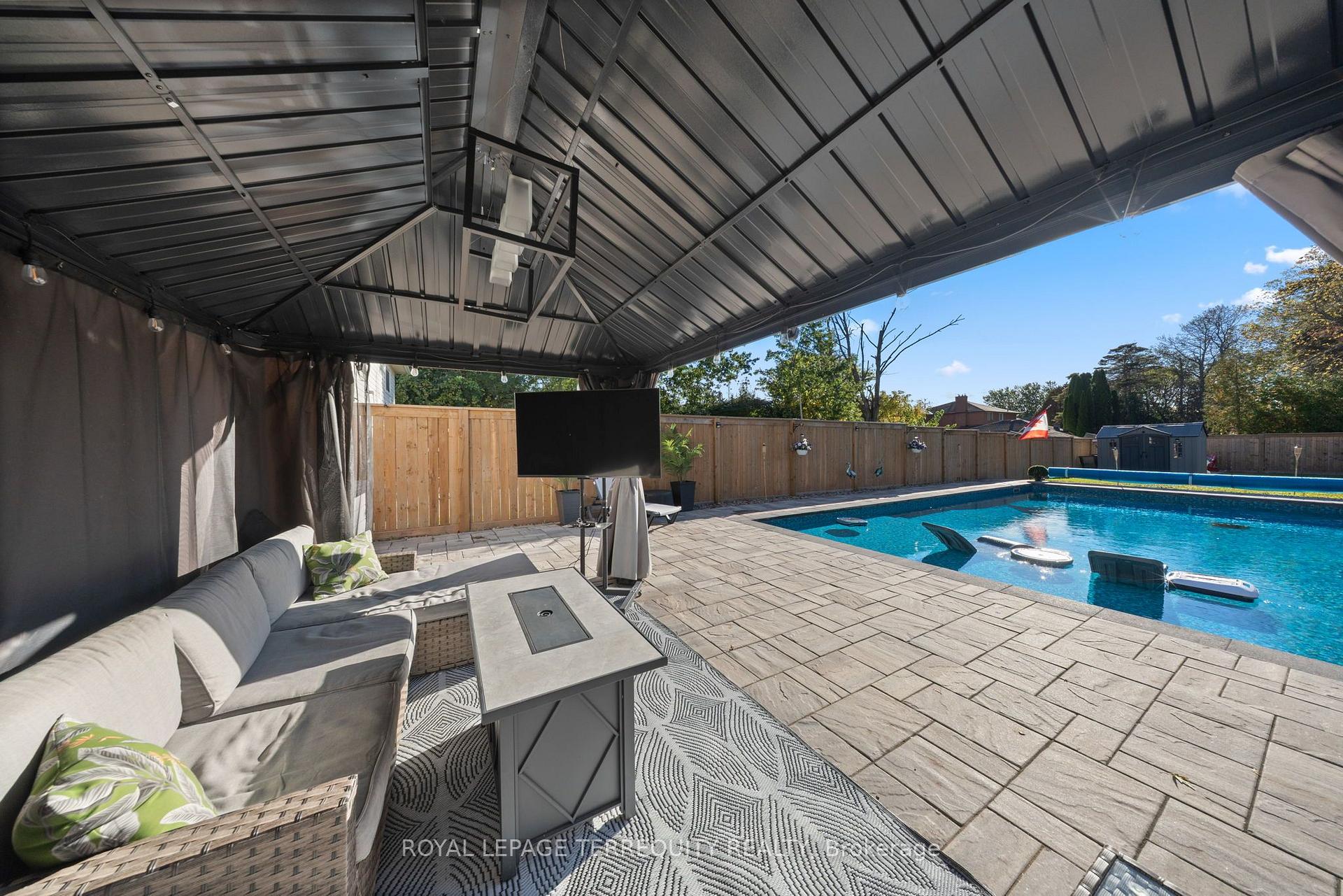 Photo 33 of 3018 Trulls Road, Clarington, Courtice — HOMEH