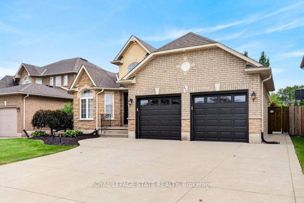 Photo 13 of 272 Gatestone Drive, Hamilton, Stoney Creek Mountain — HOMEH
