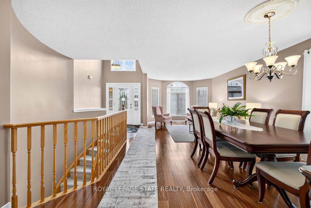 Photo 14 of 272 Gatestone Drive, Hamilton, Stoney Creek Mountain — HOMEH