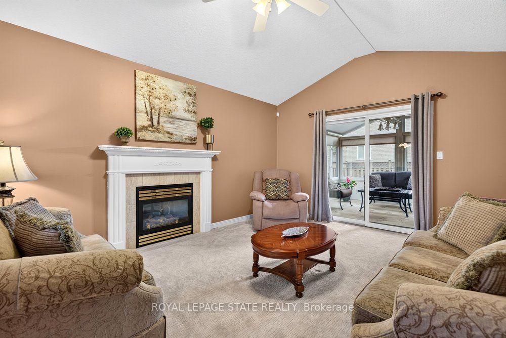Photo 27 of 272 Gatestone Drive, Hamilton, Stoney Creek Mountain — HOMEH