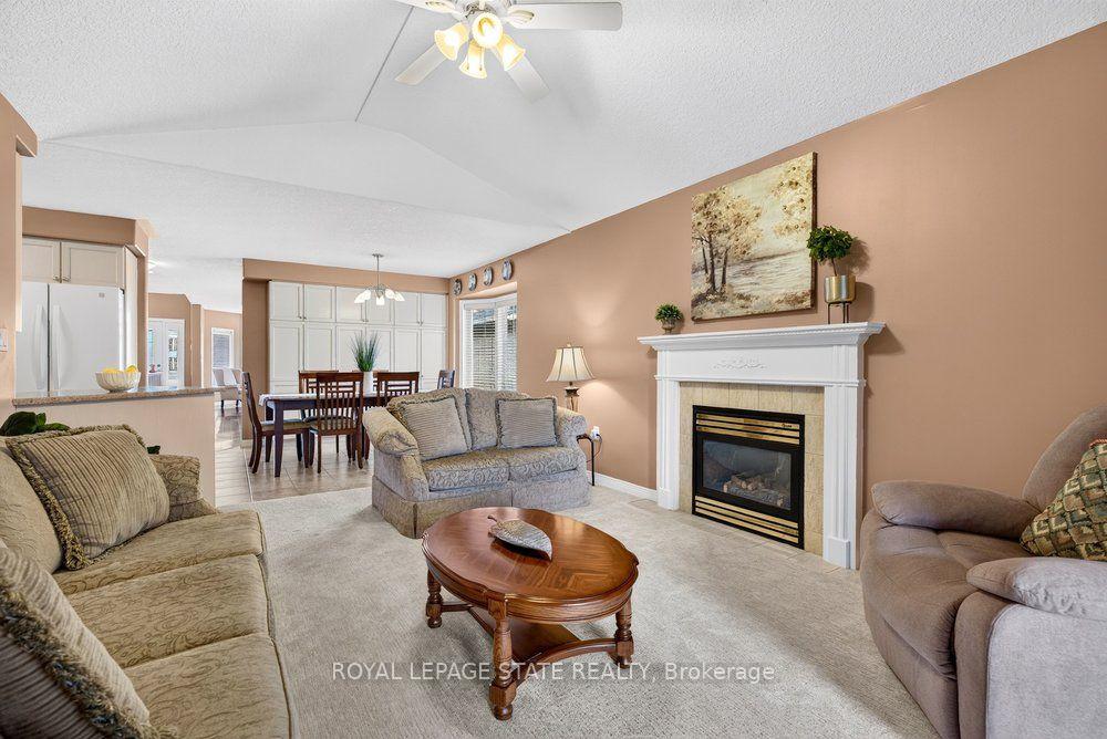 Photo 28 of 272 Gatestone Drive, Hamilton, Stoney Creek Mountain — HOMEH