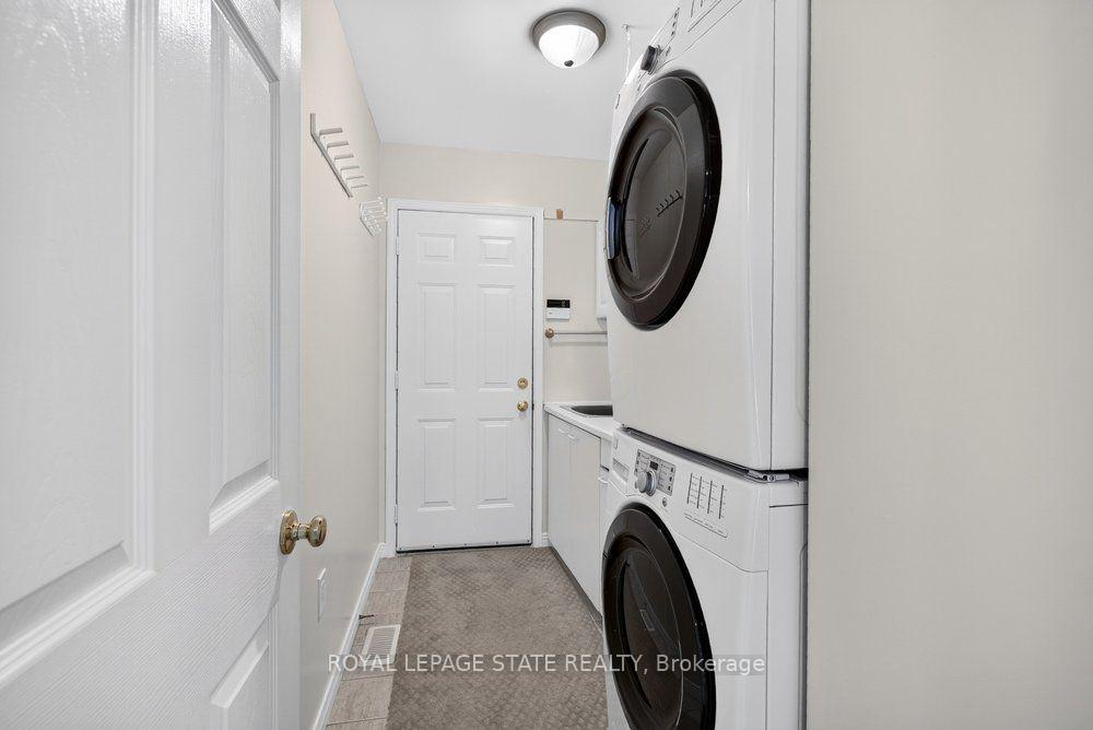 Photo 38 of 272 Gatestone Drive, Hamilton, Stoney Creek Mountain — HOMEH