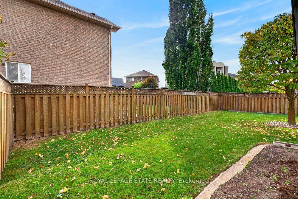 Photo 49 of 272 Gatestone Drive, Hamilton, Stoney Creek Mountain — HOMEH